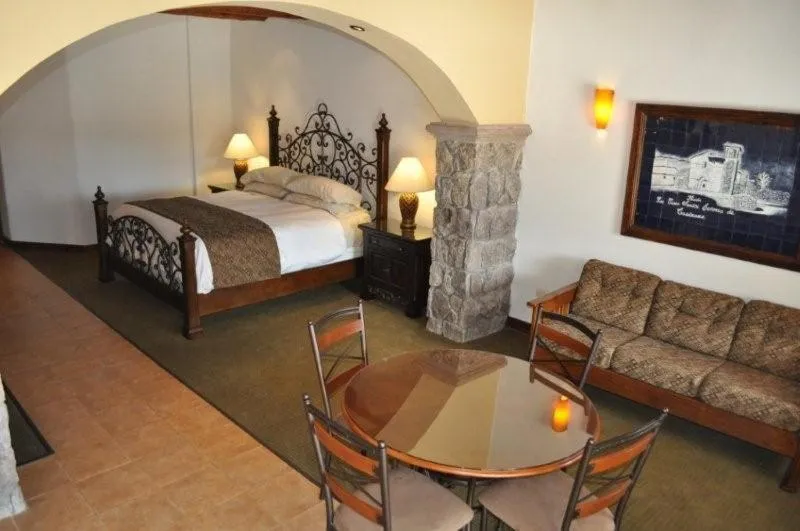 Photo of the whole room, Bed in Hotel Quinta Mision