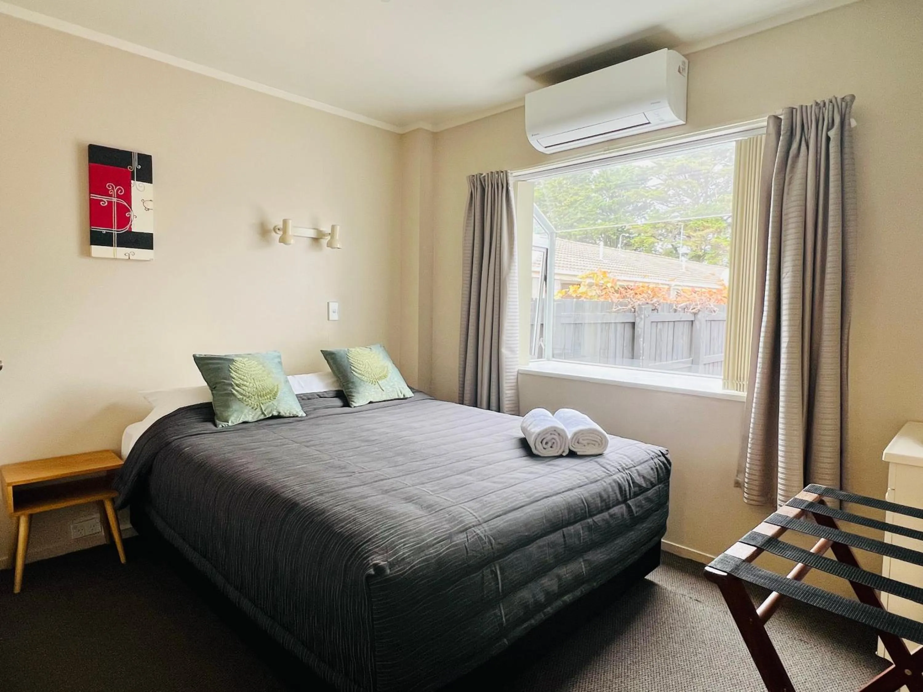 Bed in Seagulls Guesthouse