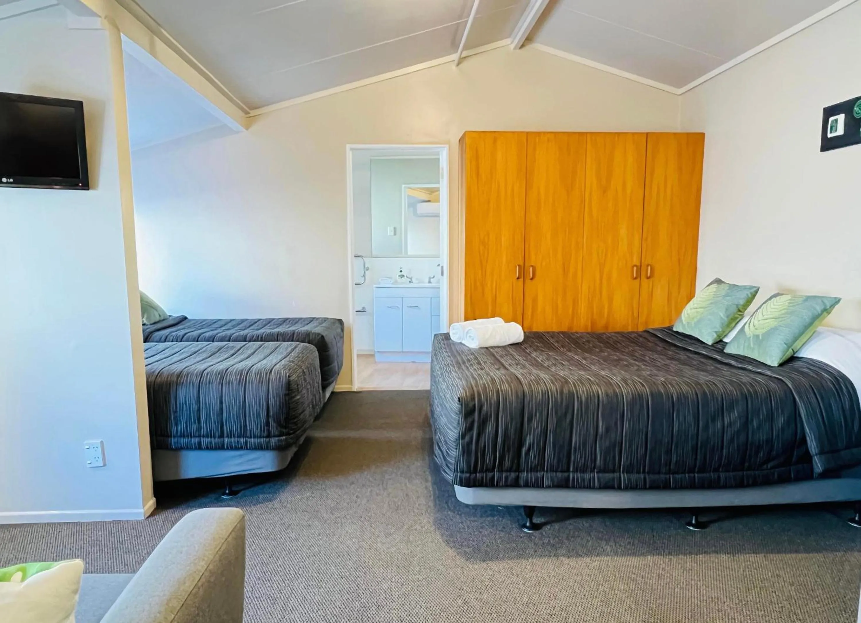 Bed in Seagulls Guesthouse