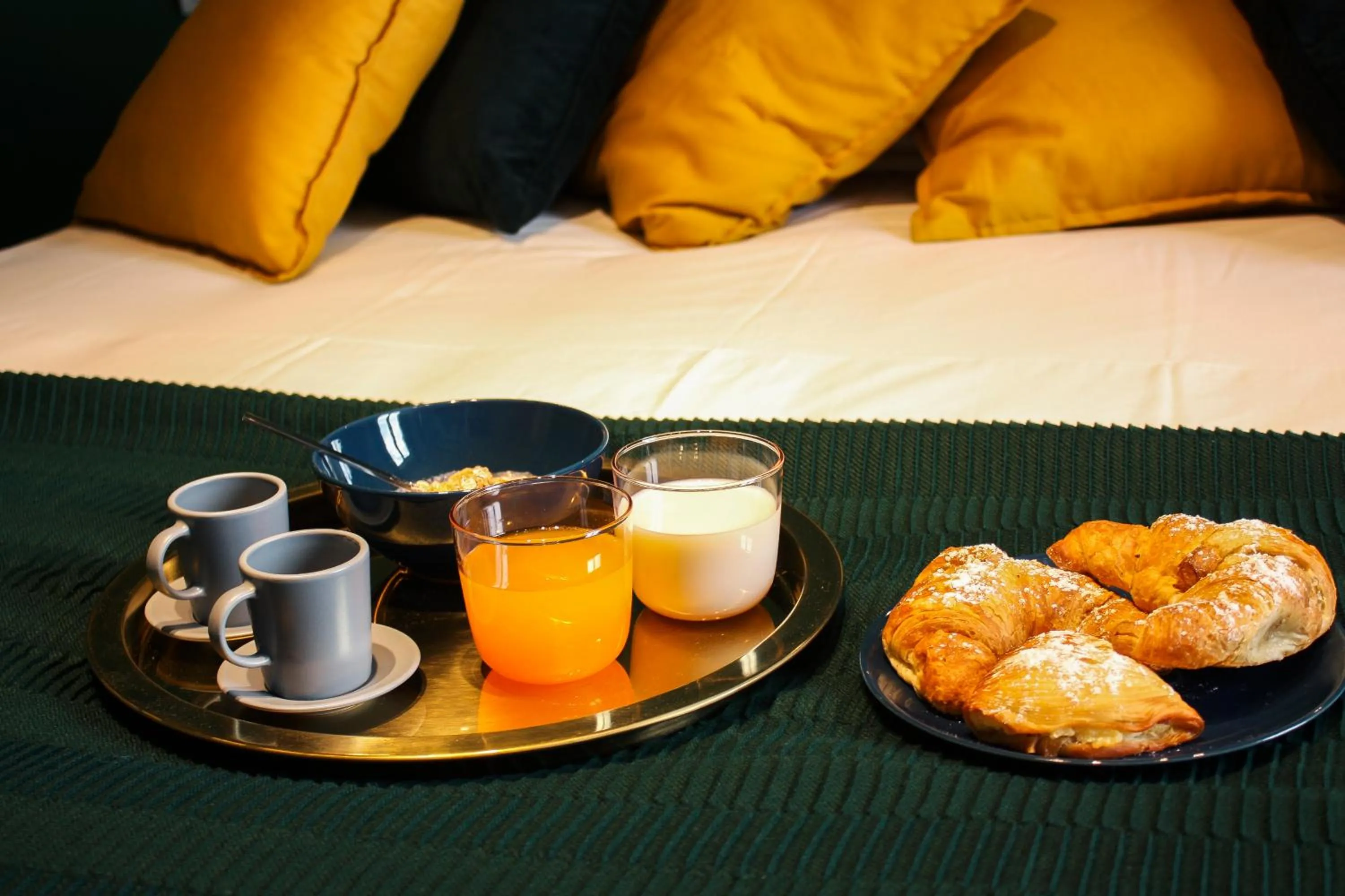 Coffee/tea facilities in Nacu 90