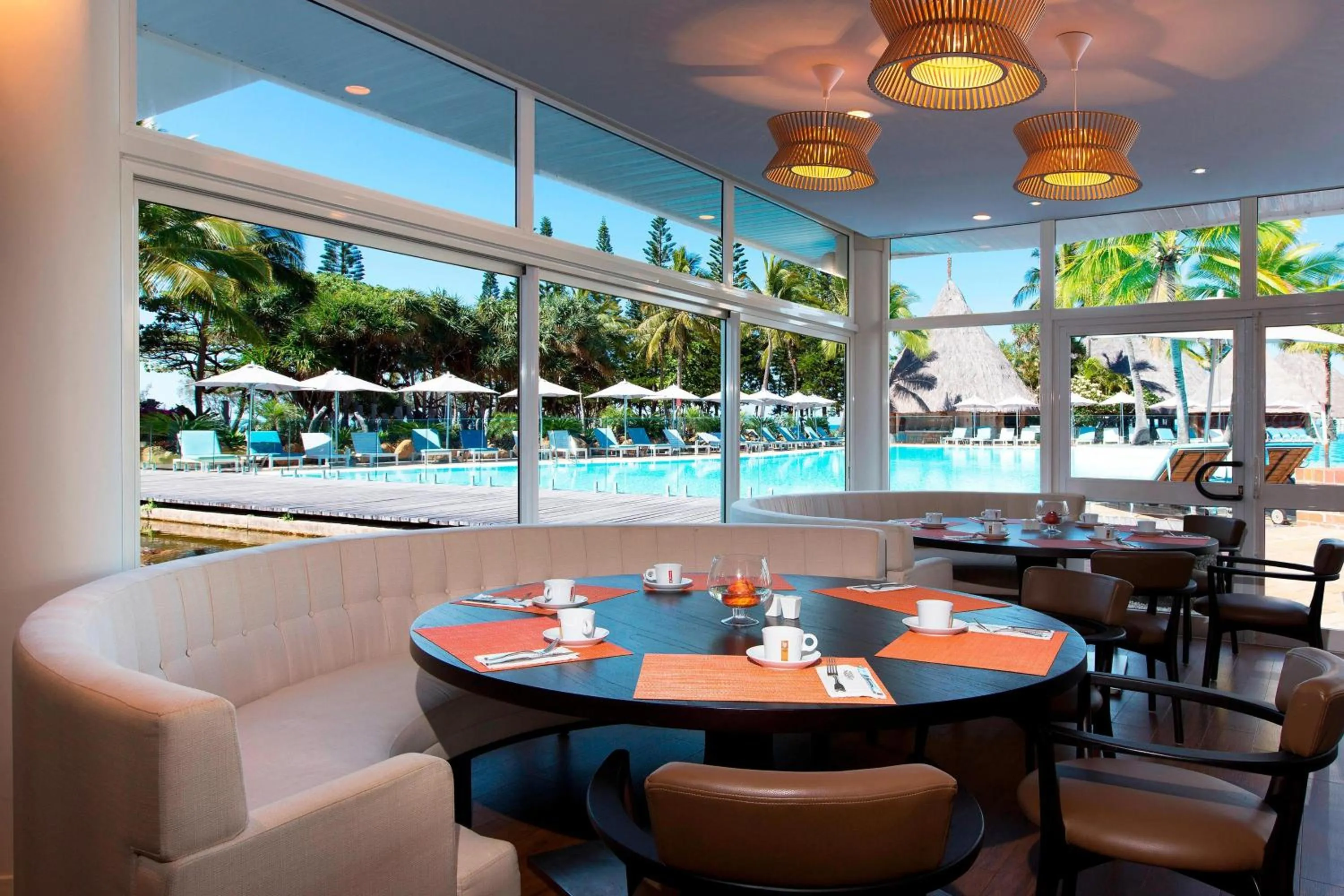 Restaurant/places to eat in Le Méridien Nouméa Resort & Spa