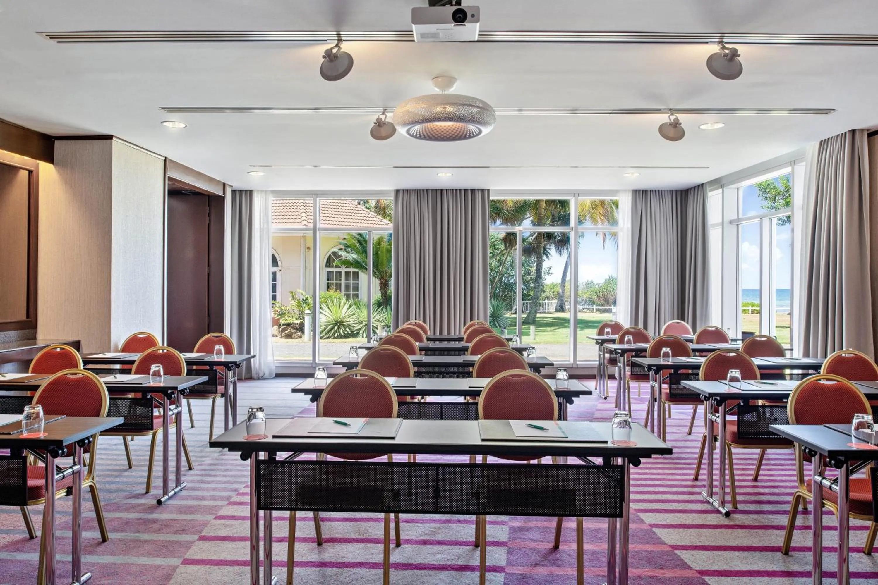 Meeting/conference room in Le Méridien Nouméa Resort & Spa