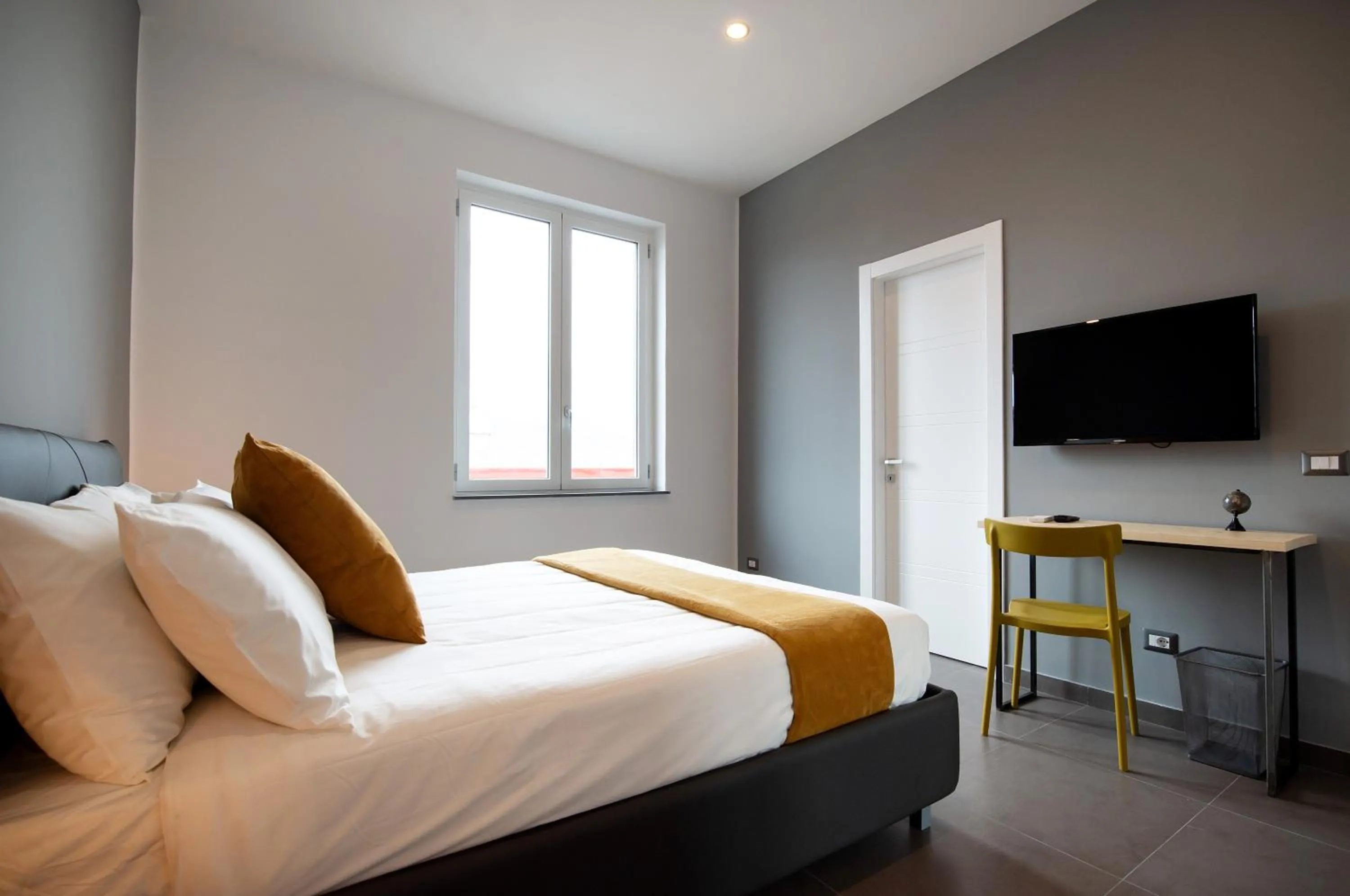 Bed in GB Vesuvius Napoli