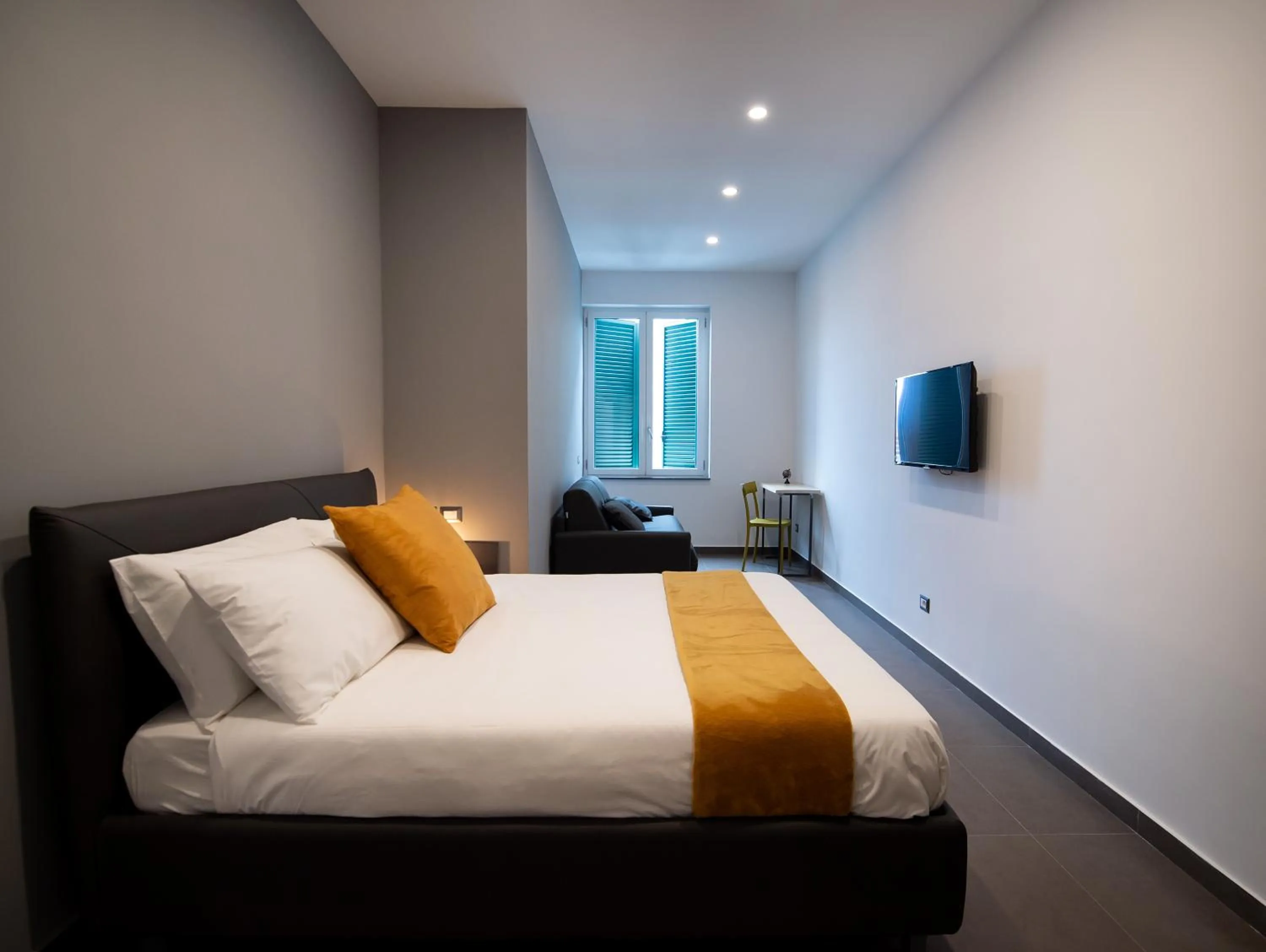 Bed in GB Vesuvius Napoli