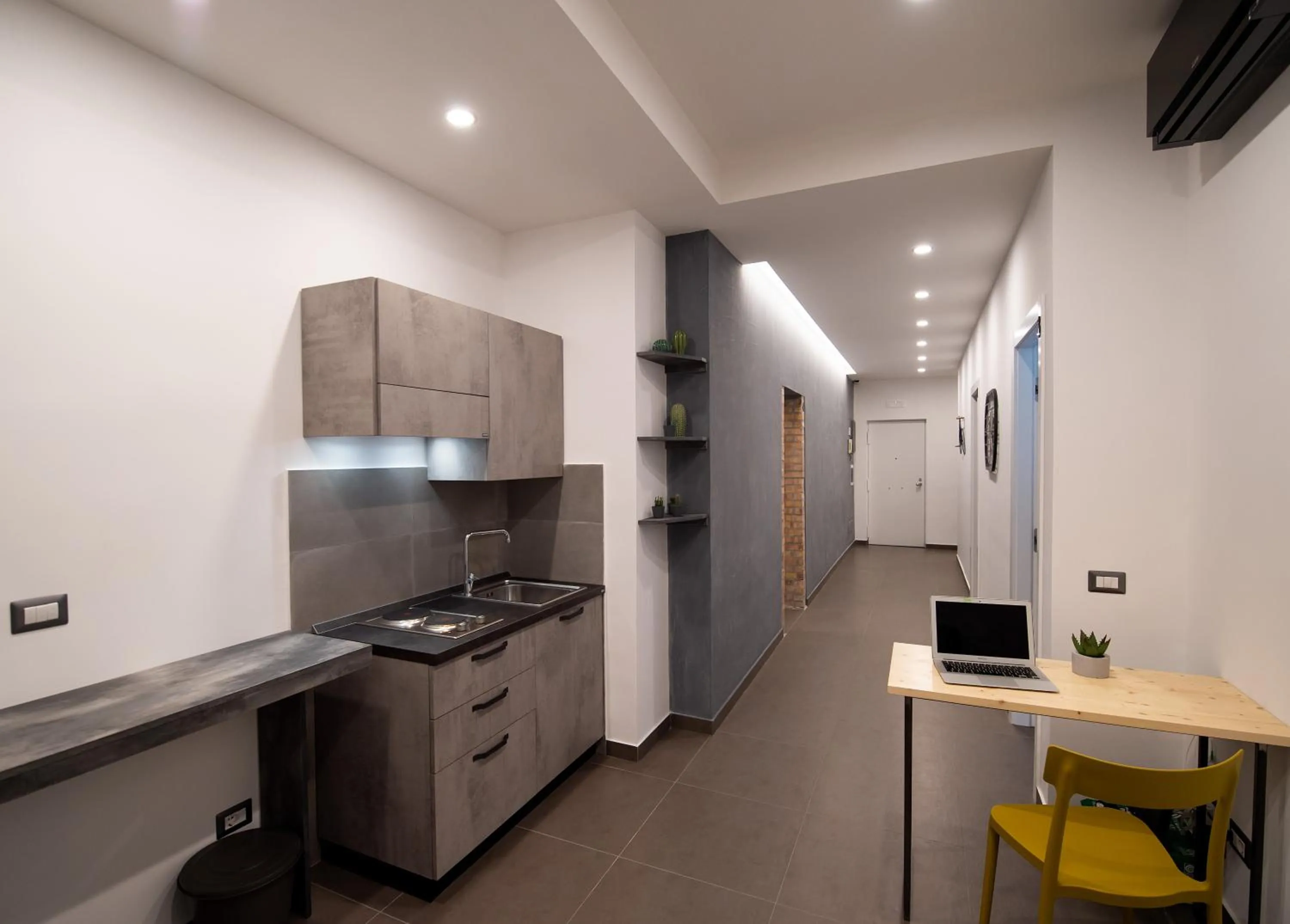 Breakfast in GB Vesuvius Napoli