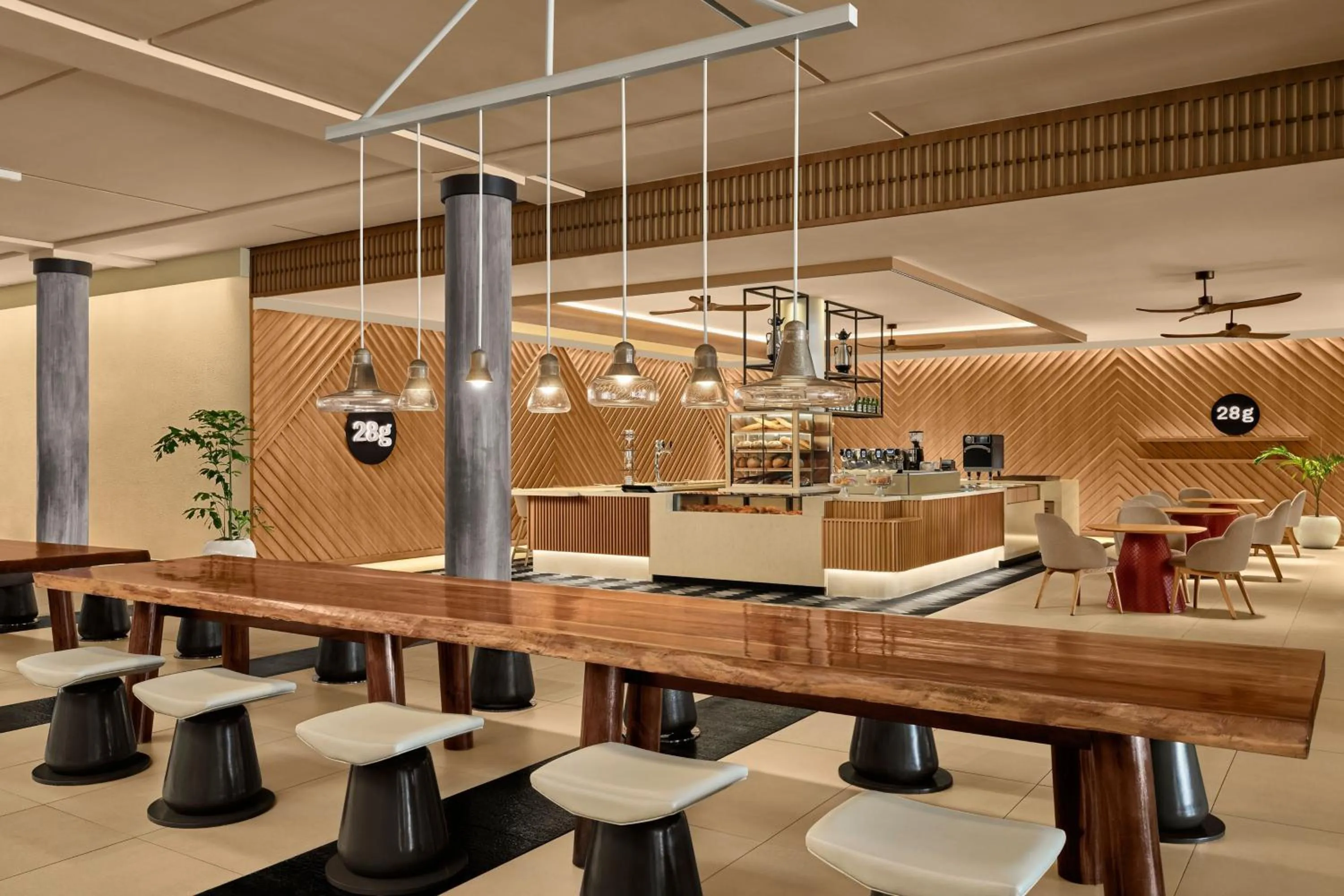 Restaurant/places to eat in Sheraton Fiji Golf & Beach Resort