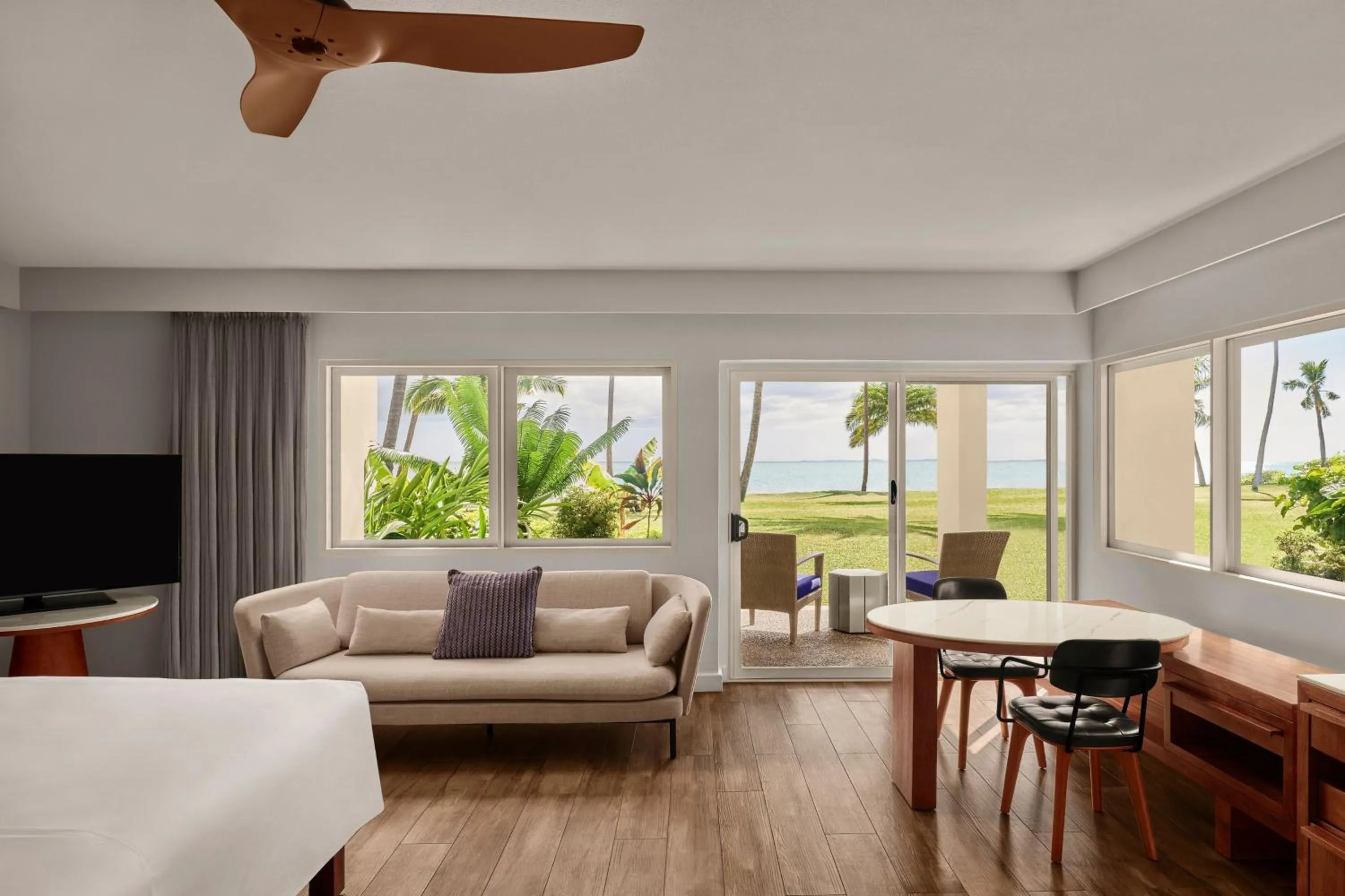 Photo of the whole room in Sheraton Fiji Golf & Beach Resort