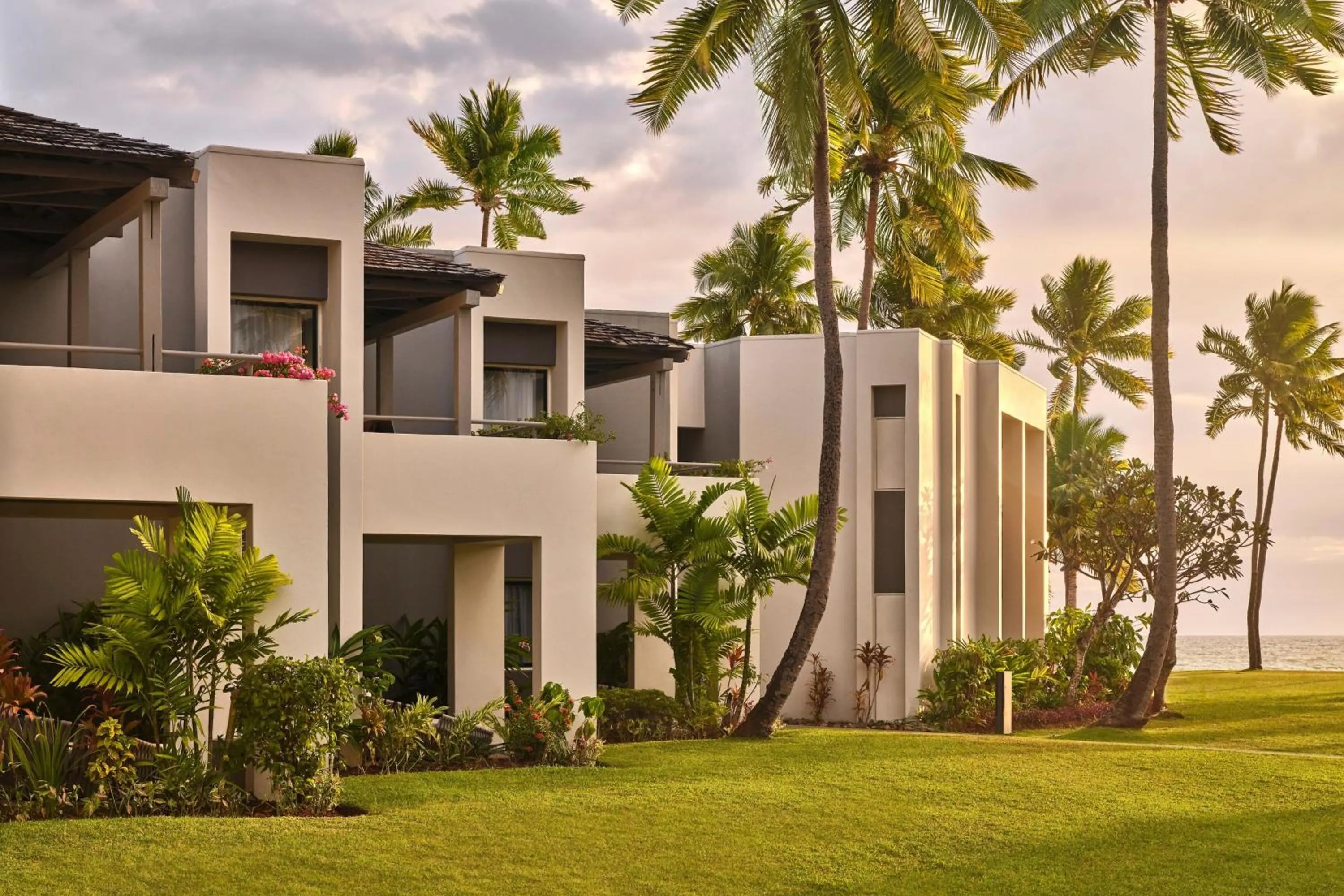 Photo of the whole room in Sheraton Fiji Golf & Beach Resort