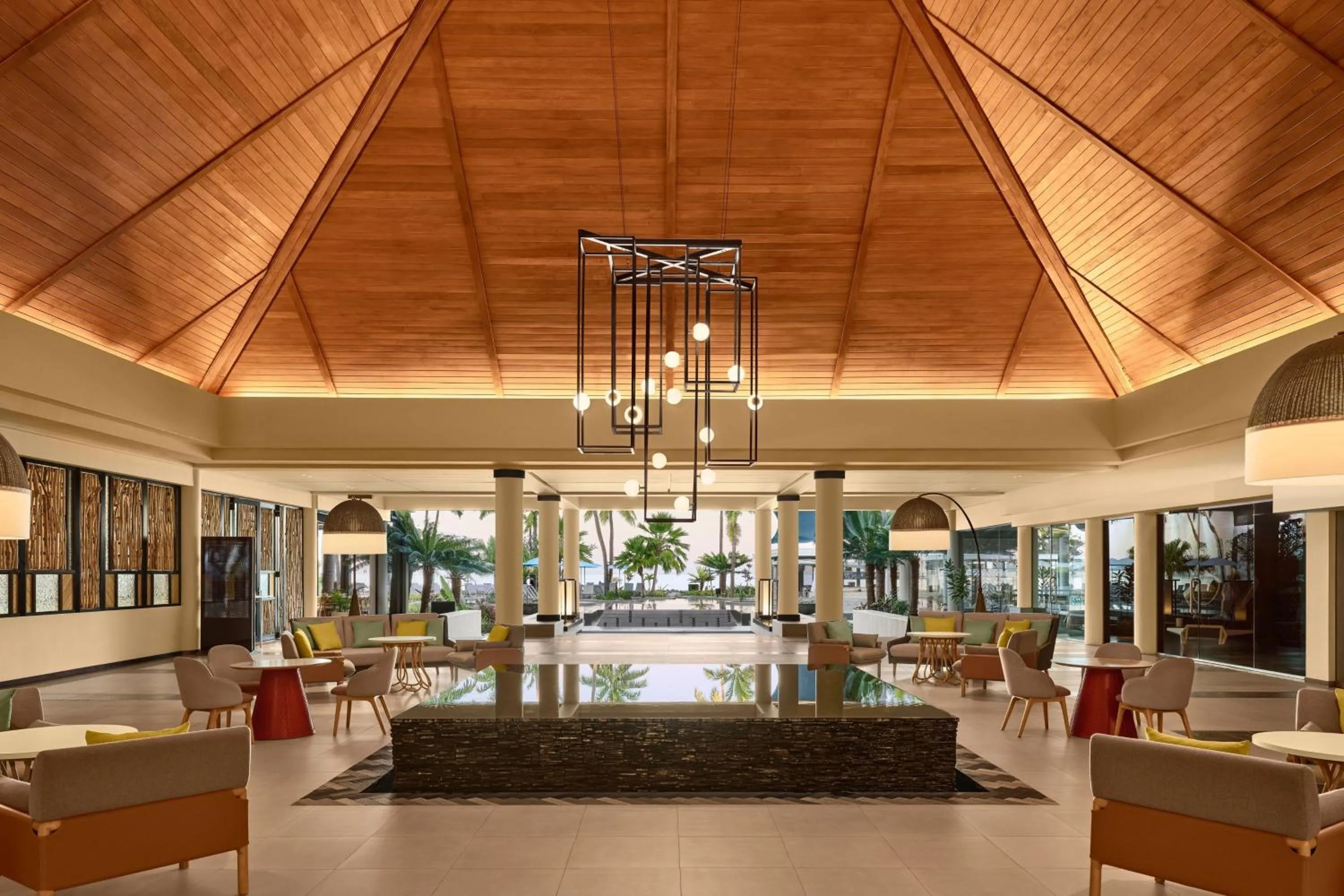 Lobby or reception in Sheraton Fiji Golf & Beach Resort