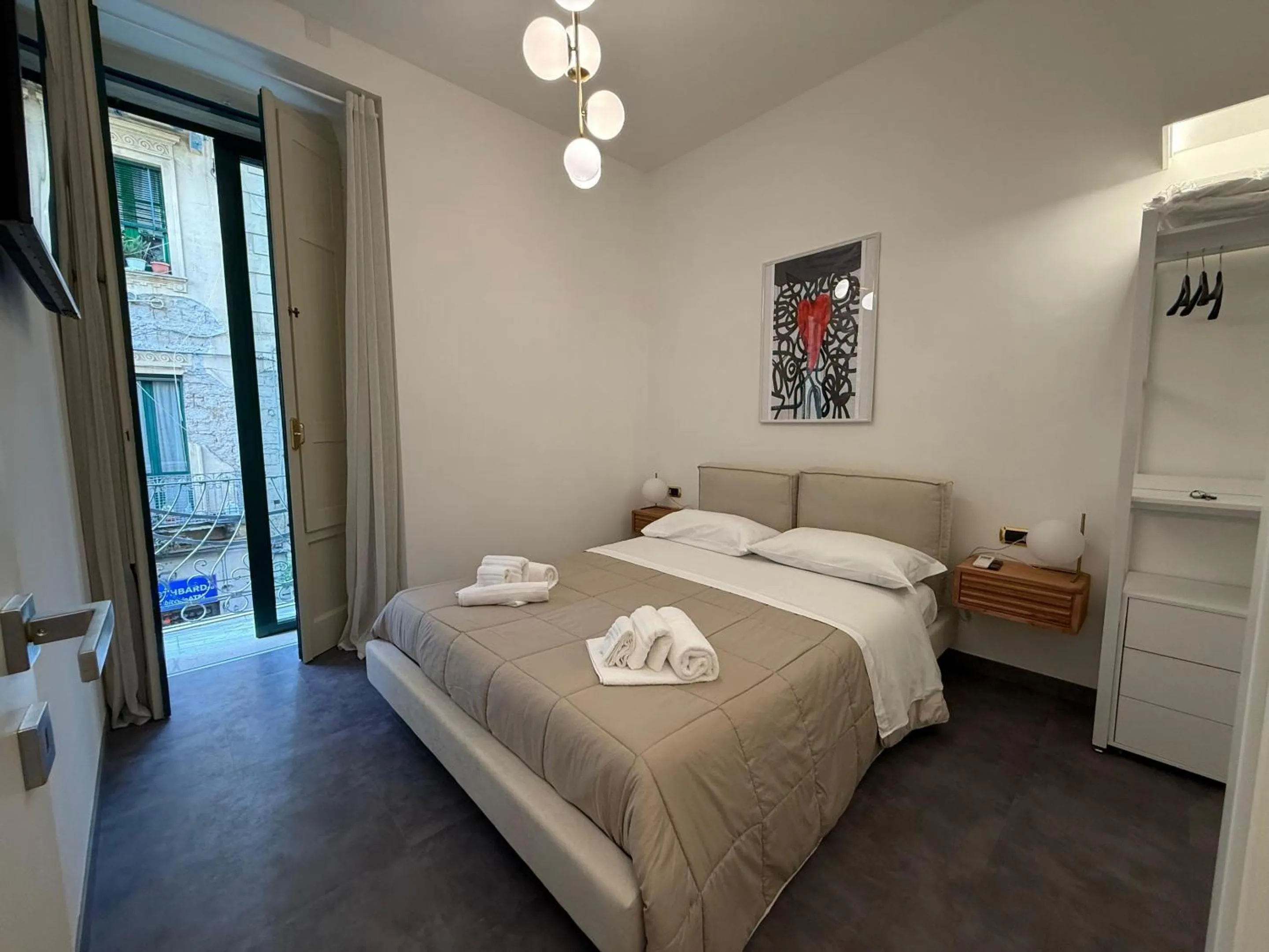 Bedroom, Bed in Holiday Guesthouse