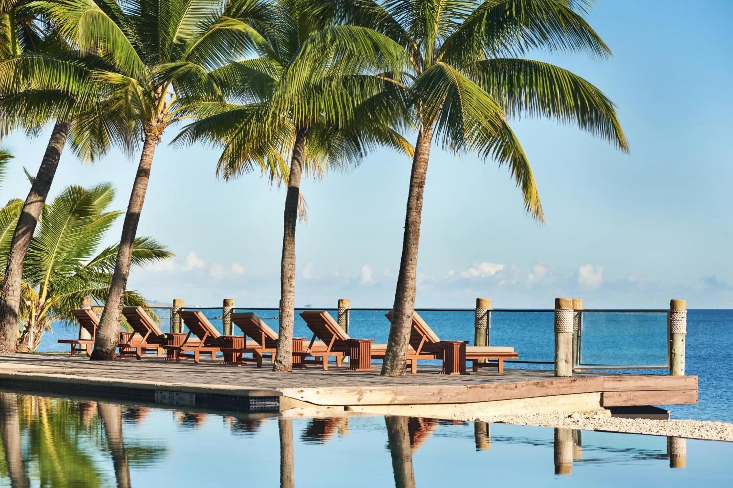 Swimming pool in Sheraton Denarau Villas