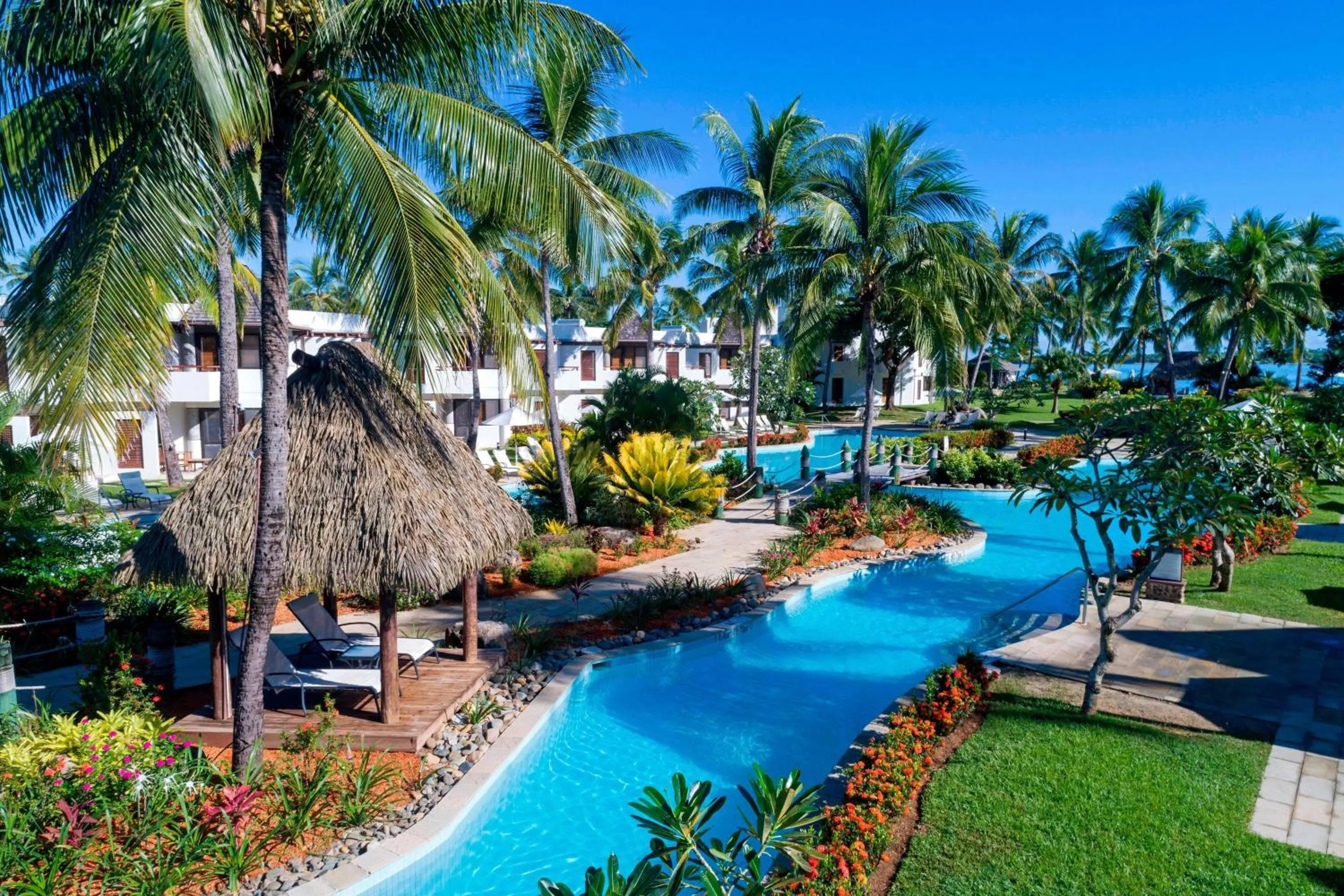 Swimming pool in Sheraton Denarau Villas
