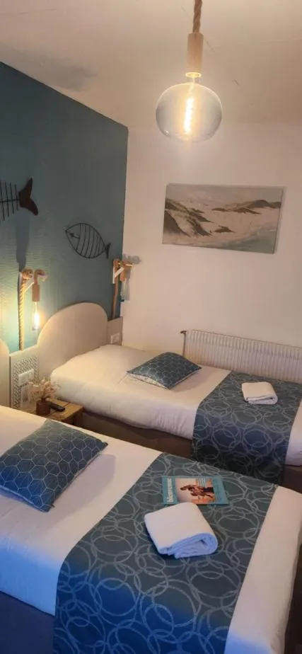 Bed in Hotel La Cote Oceane - Saint Jean de Monts