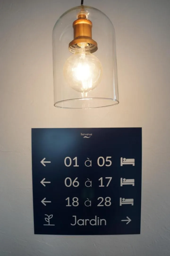 Decorative detail in Hotel La Cote Oceane- Bureau- 250 m plage