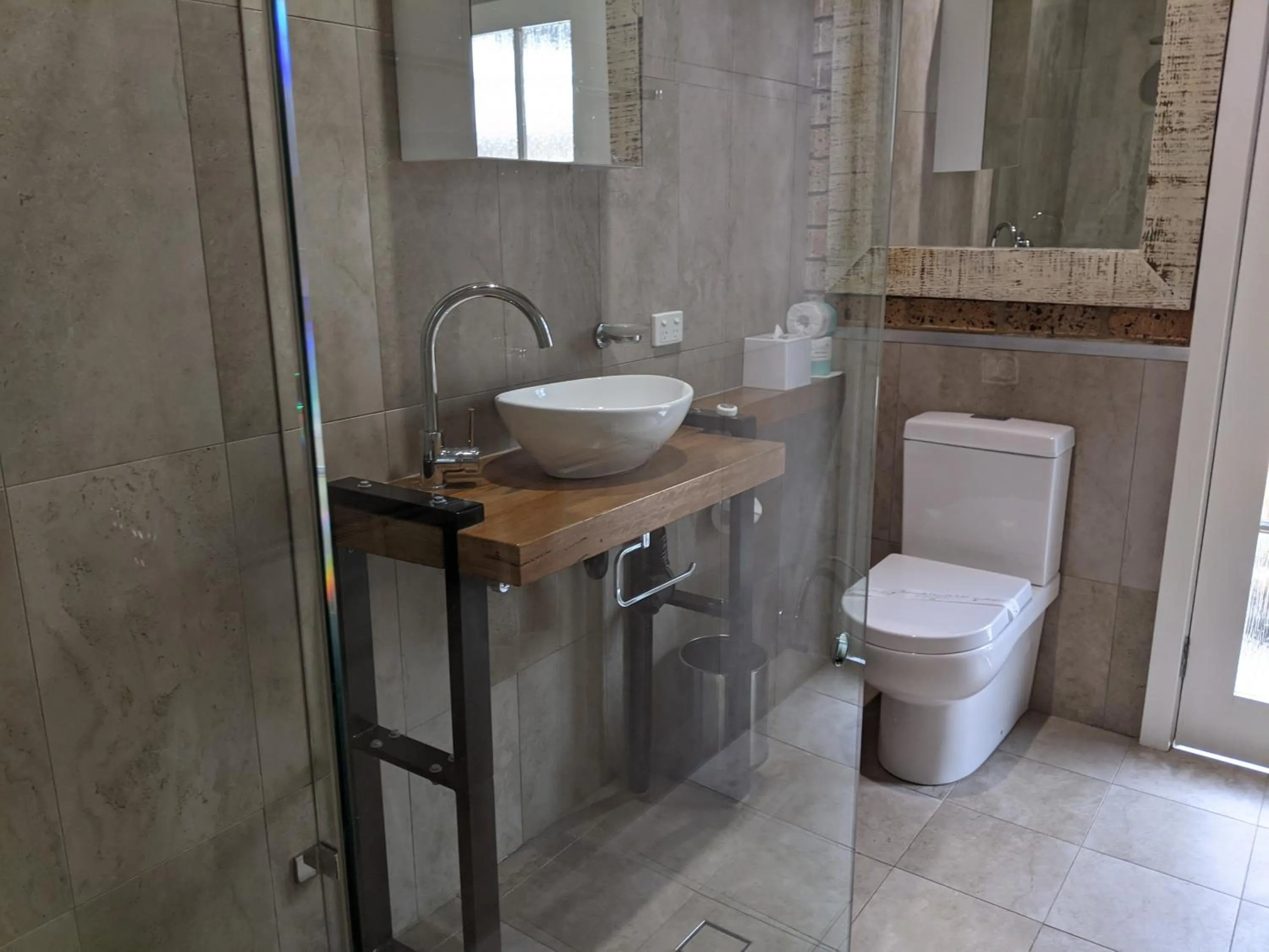 Bathroom in Ettalong Beach Tourist Resort