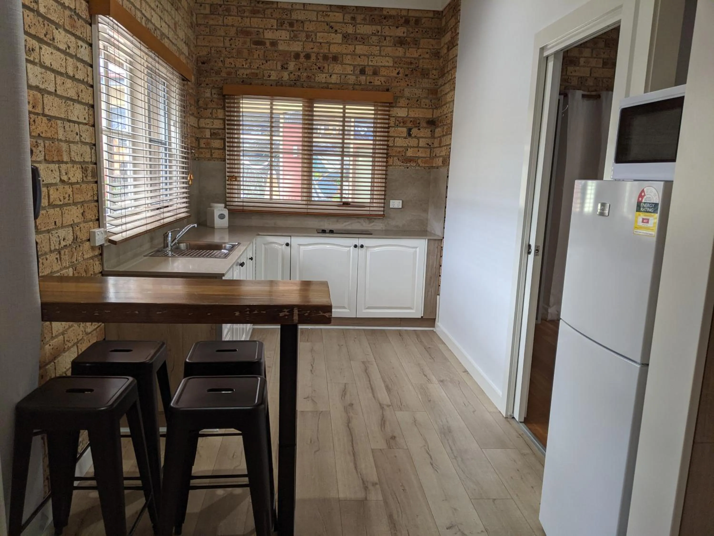 Kitchen or kitchenette in Ettalong Beach Tourist Resort