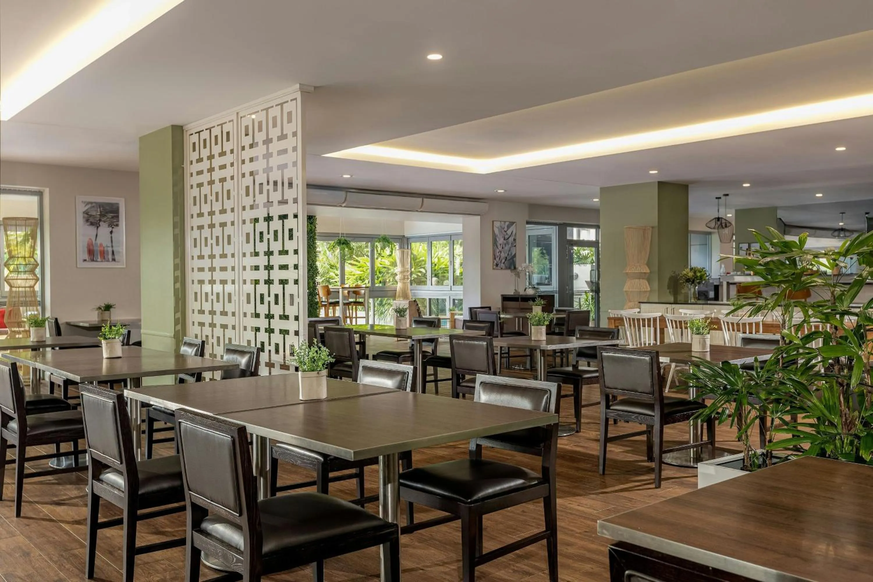 Lounge or bar in Courtyard by Marriott Darwin
