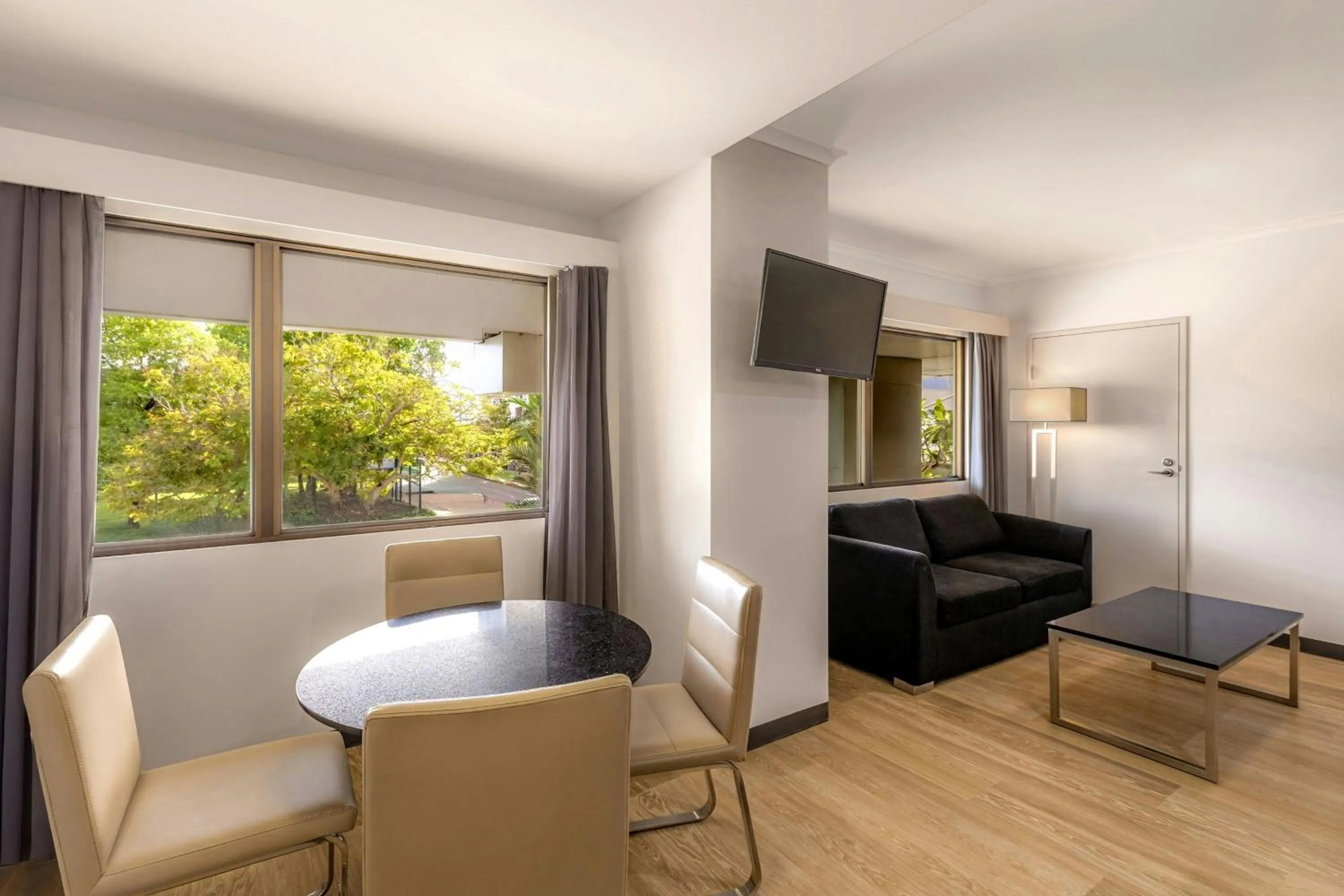 Bedroom in Courtyard by Marriott Darwin