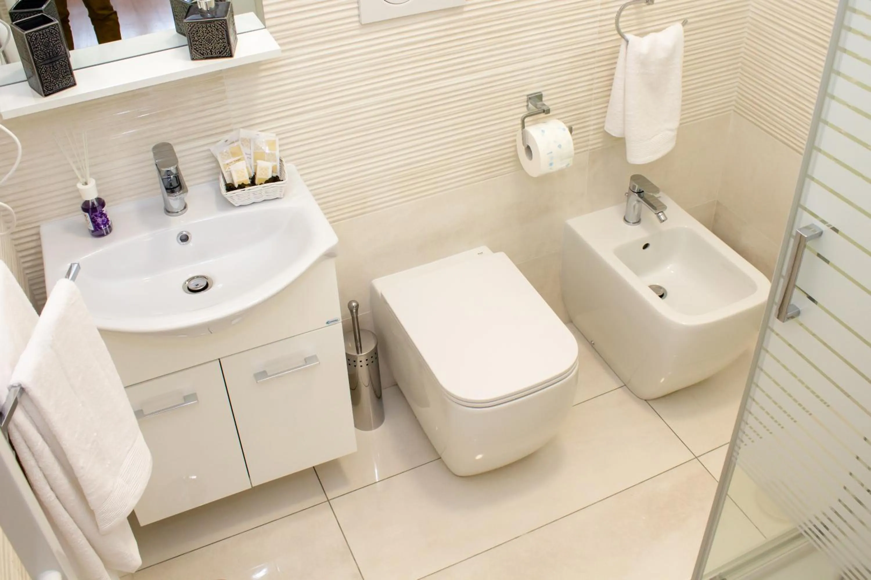 Shower in B&B Xenia Pompei