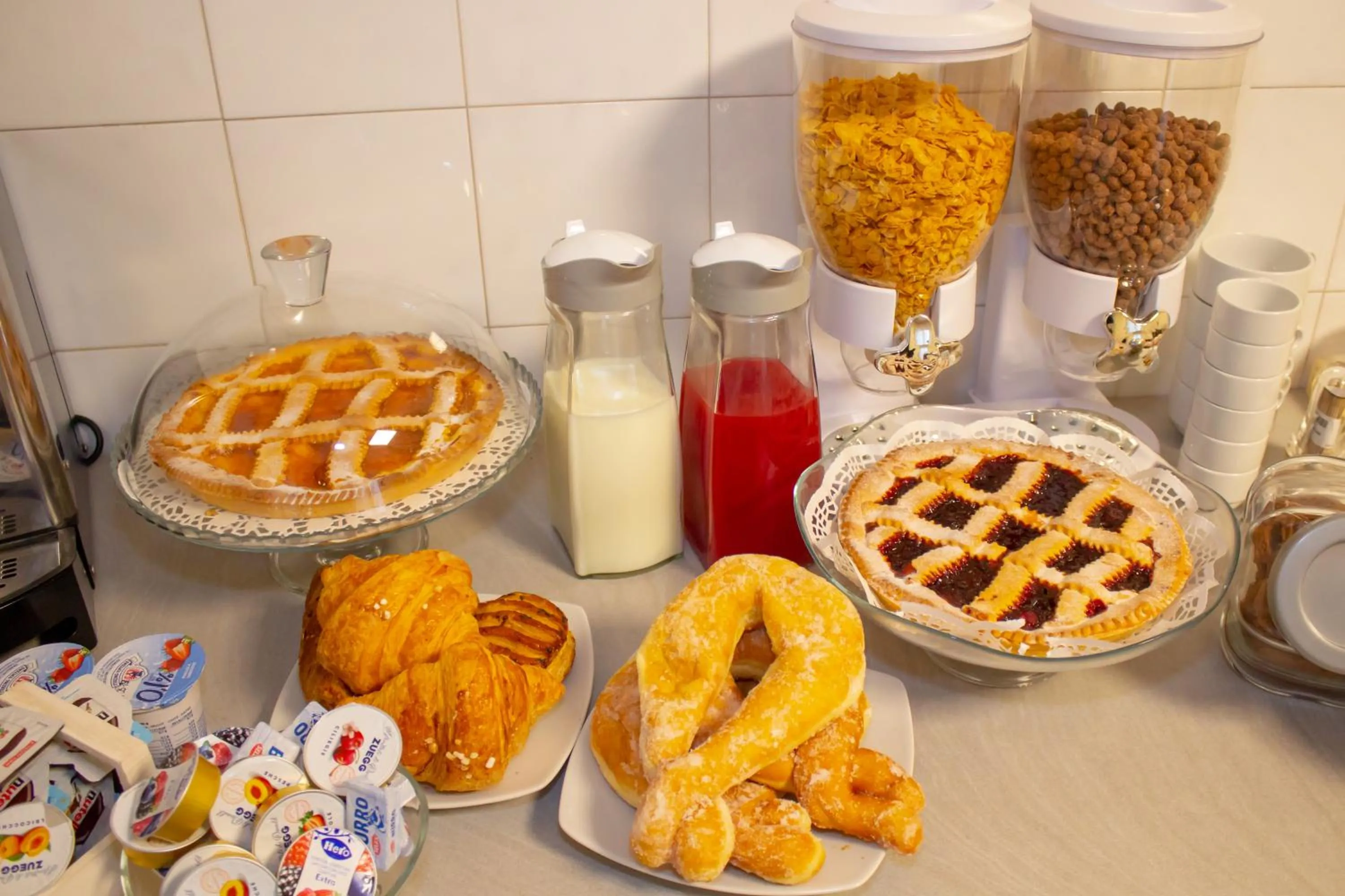 Buffet breakfast in B&B Xenia Pompei