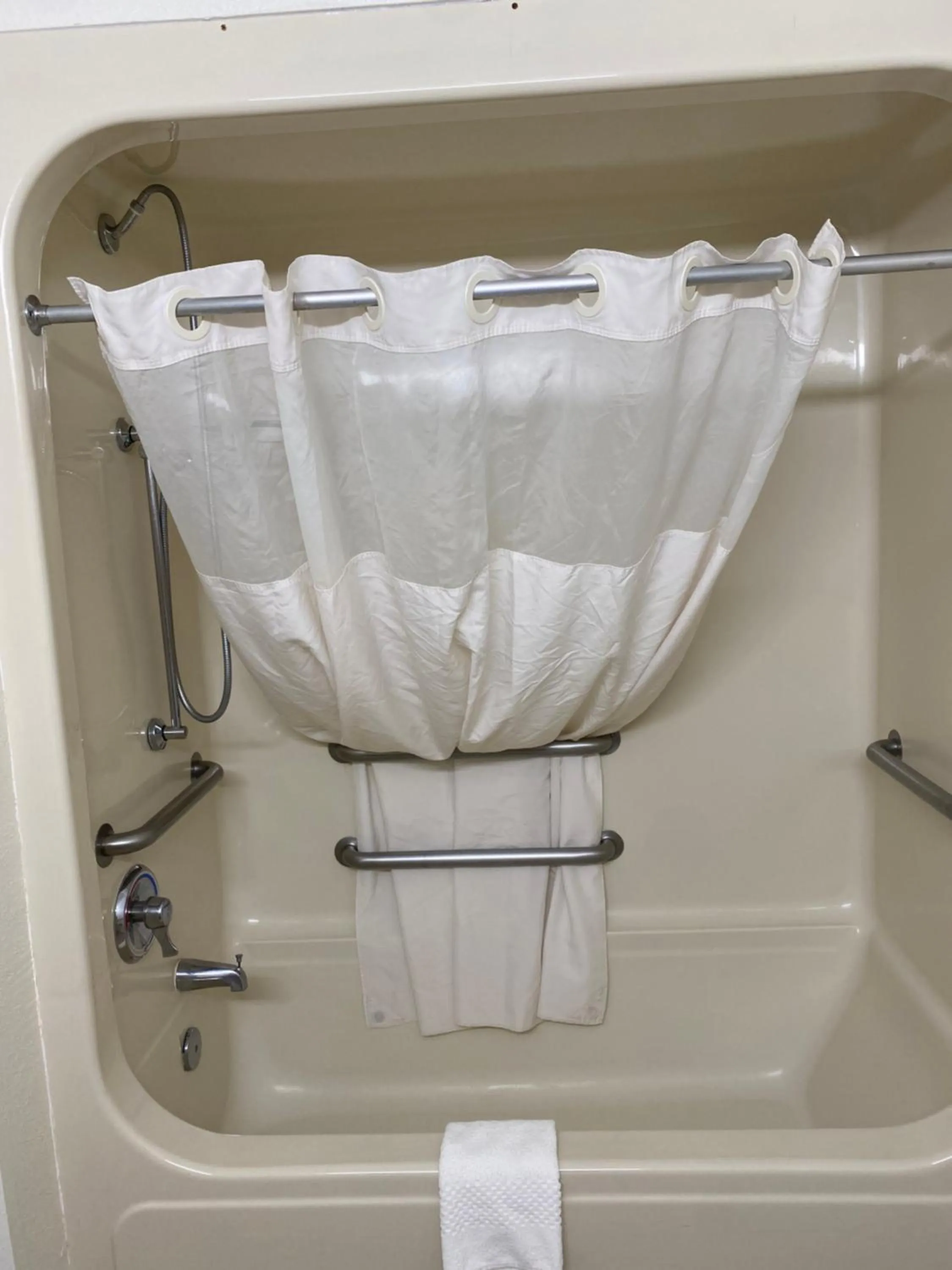 Bathroom in Quality Inn Surfside Myrtle Beach