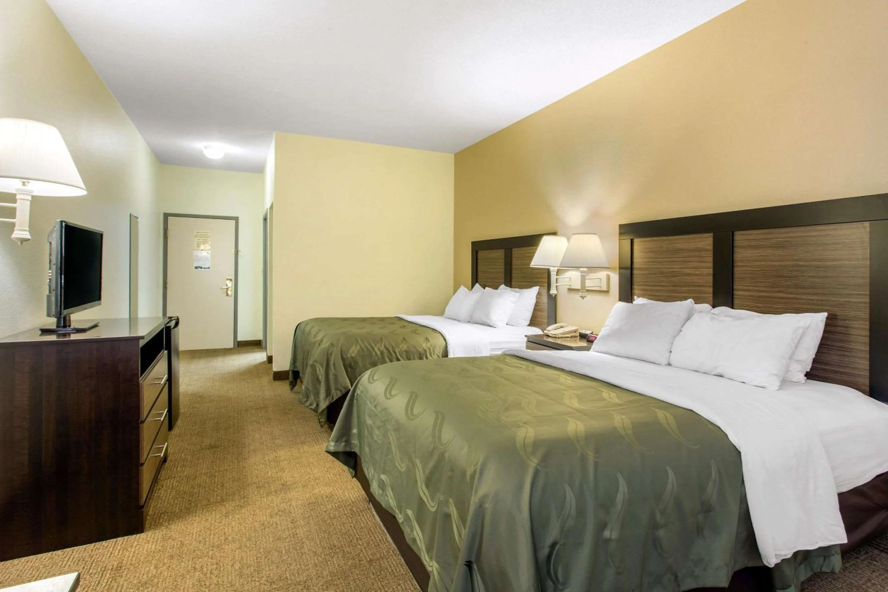 Photo of the whole room in Quality Inn Surfside Myrtle Beach