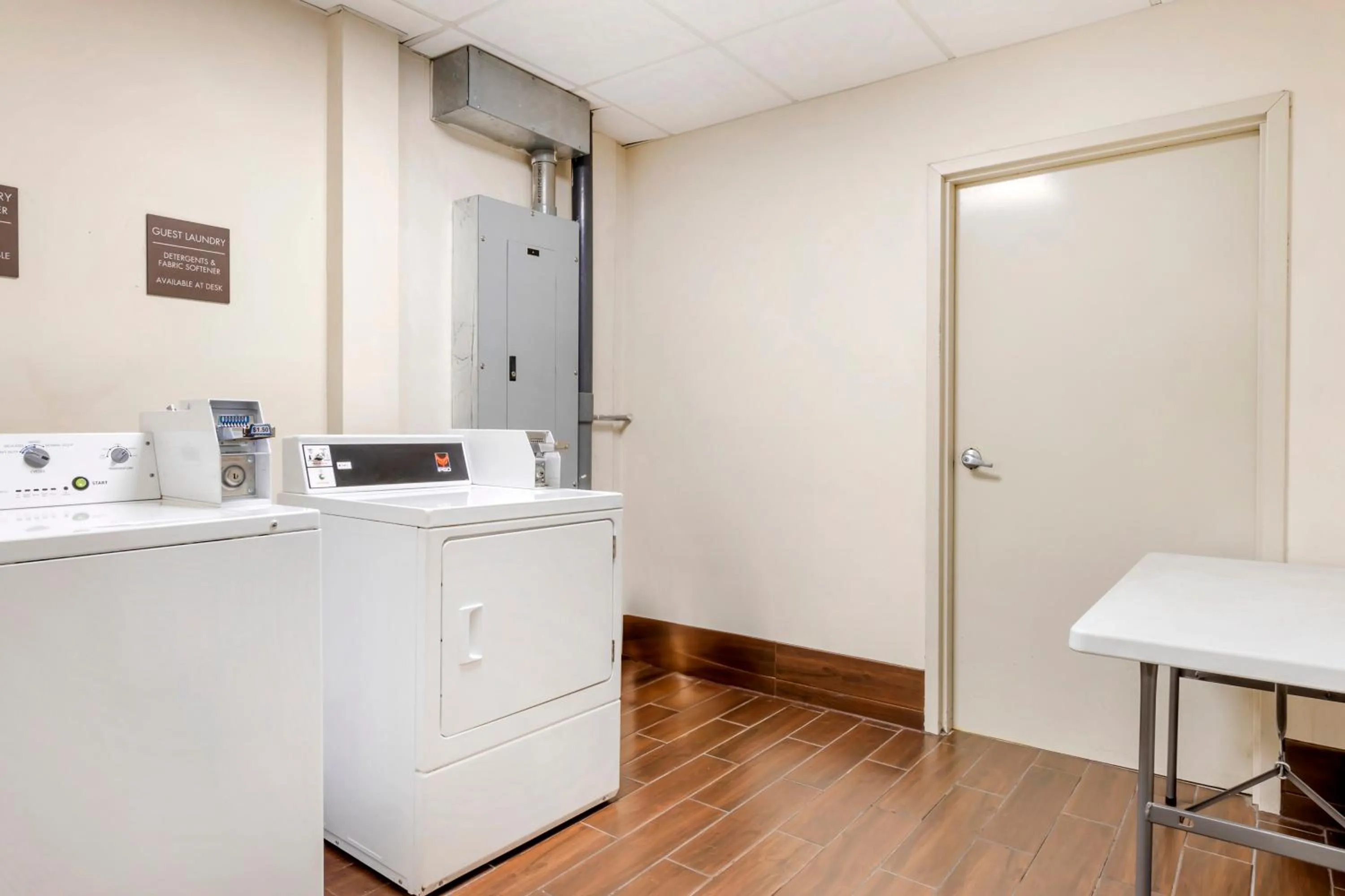 laundry in Comfort Inn Summerville - Charleston