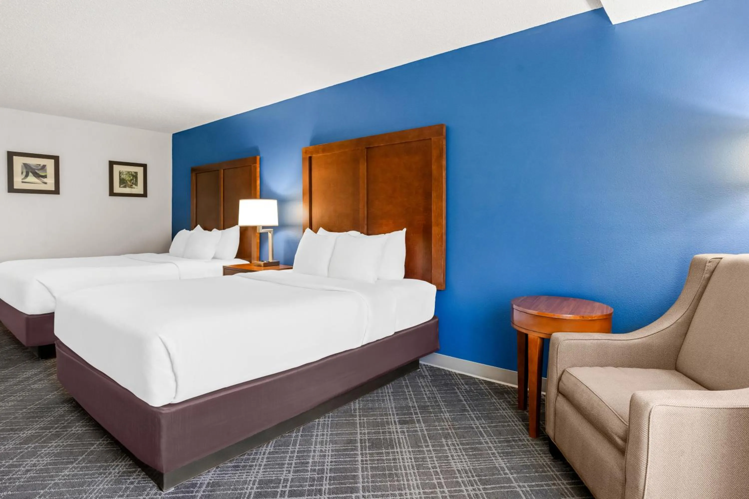 Bed in Comfort Inn & Suites Walterboro I-95