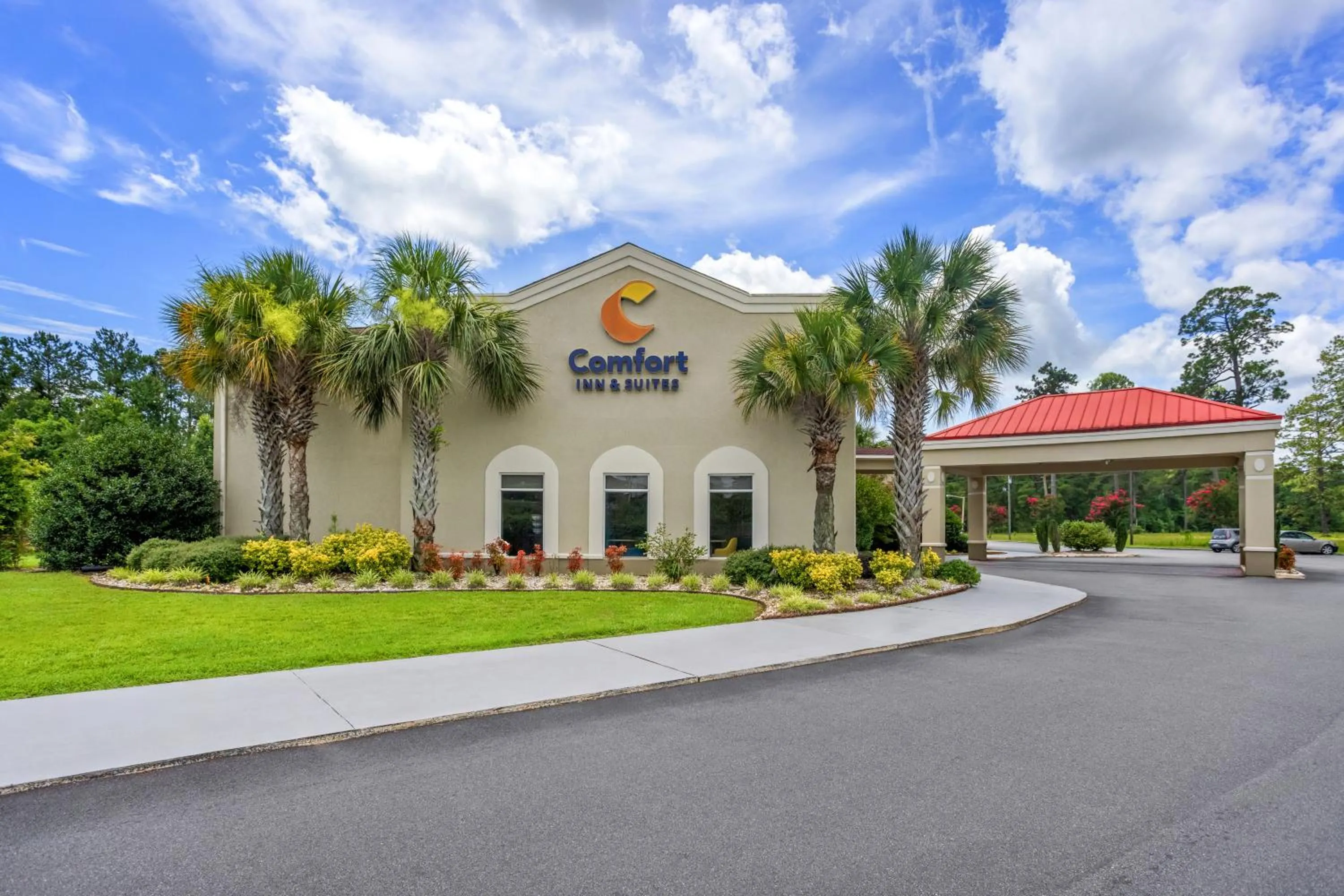 Property building in Comfort Inn & Suites Walterboro I-95