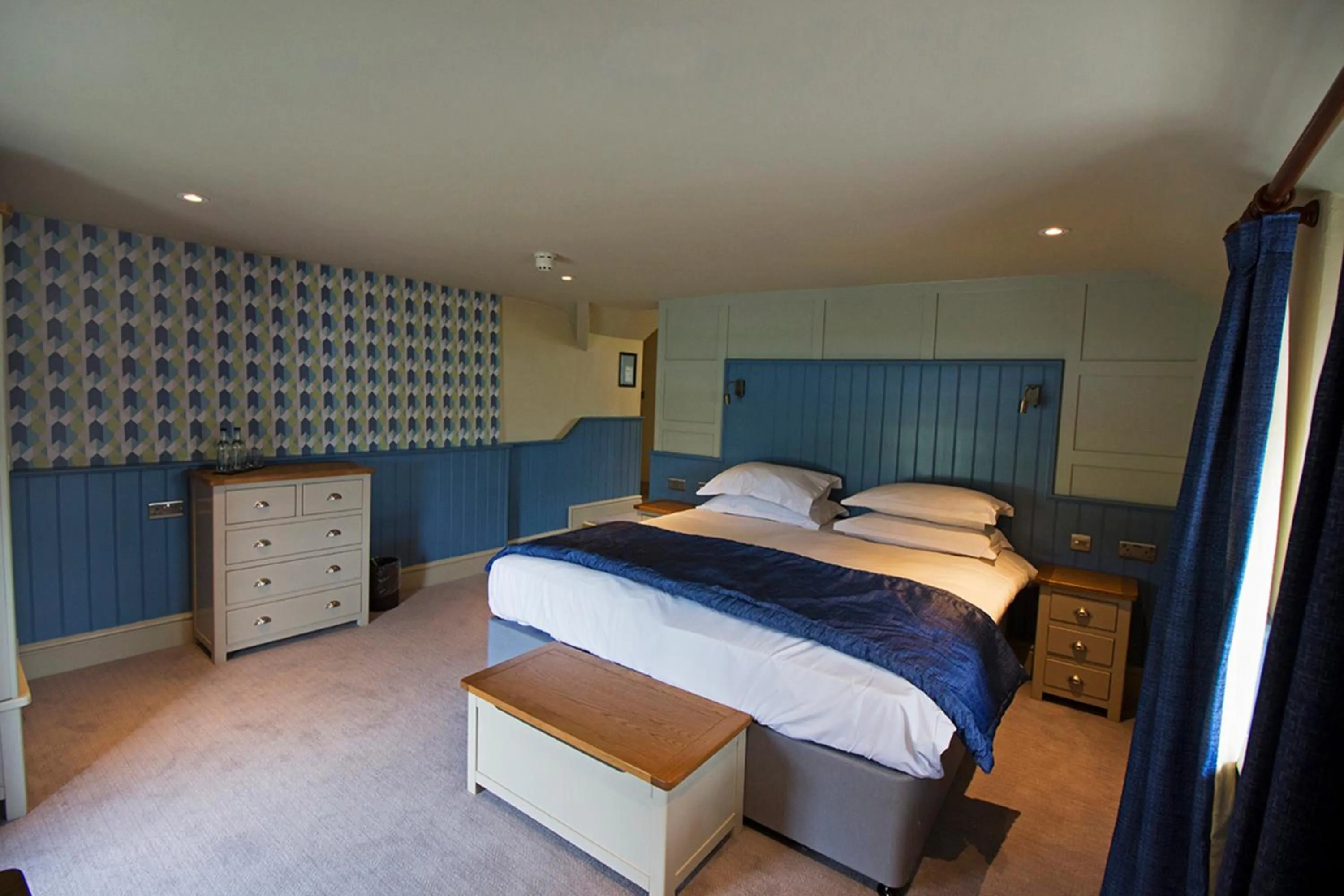 Bedroom, Bed in The Groes Inn