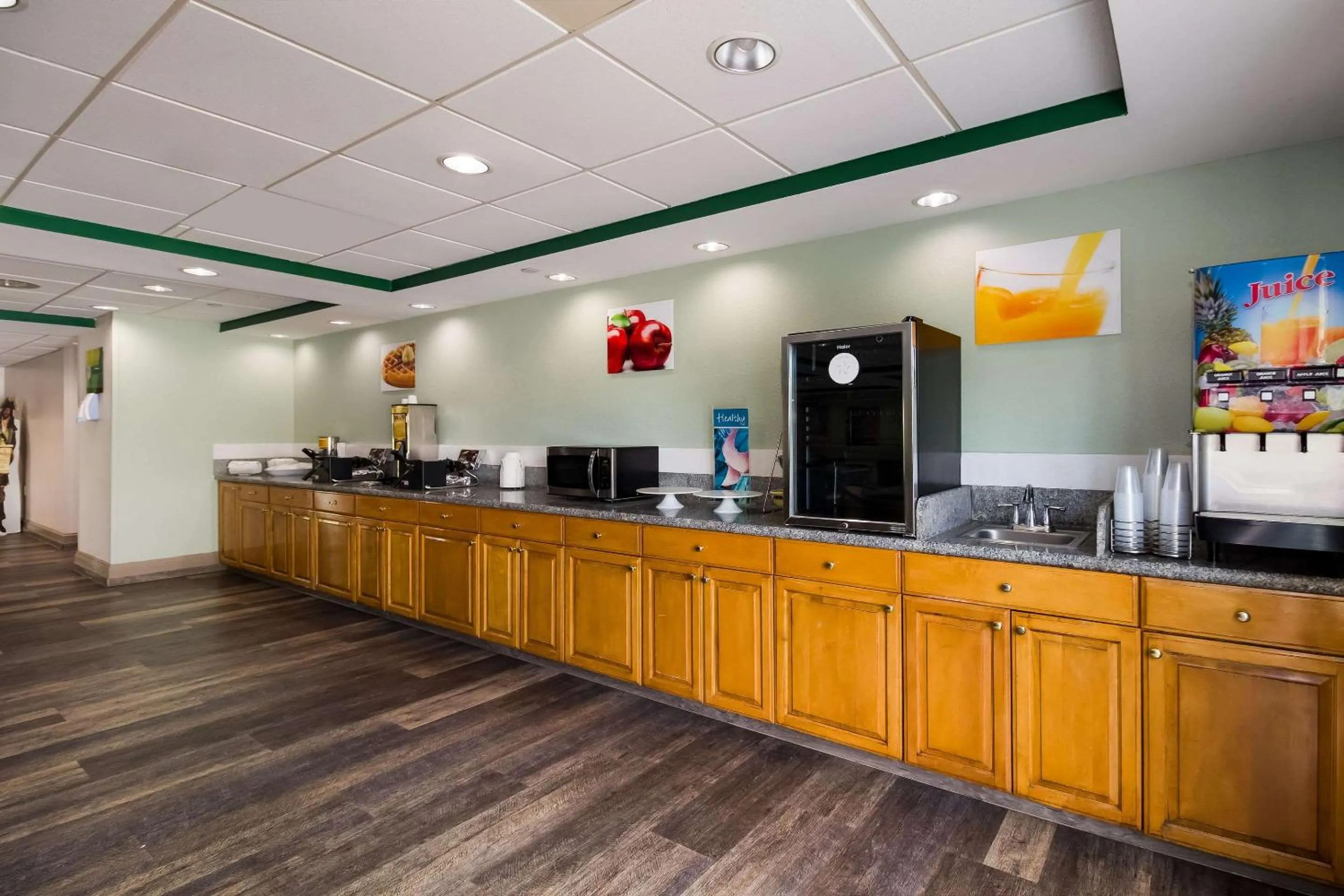 Breakfast in Quality Inn & Suites North Myrtle Beach