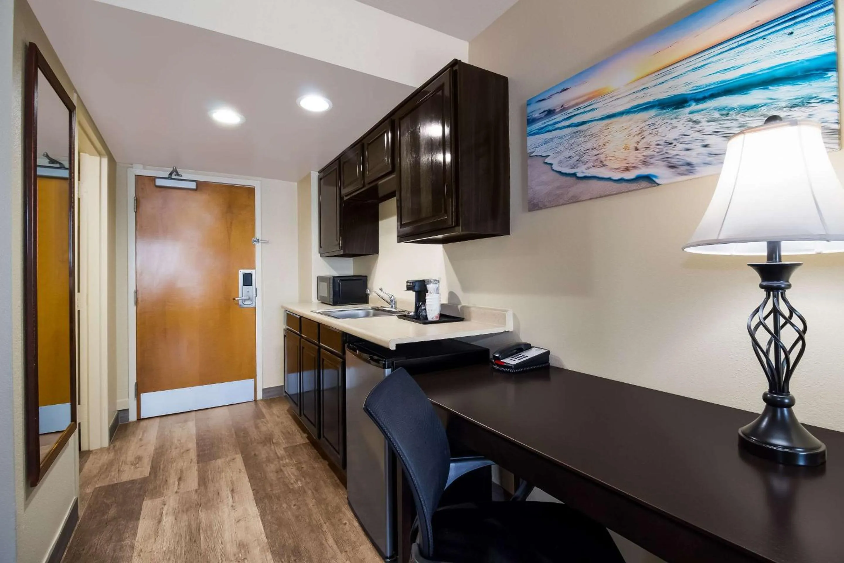 Bedroom in Quality Inn & Suites North Myrtle Beach