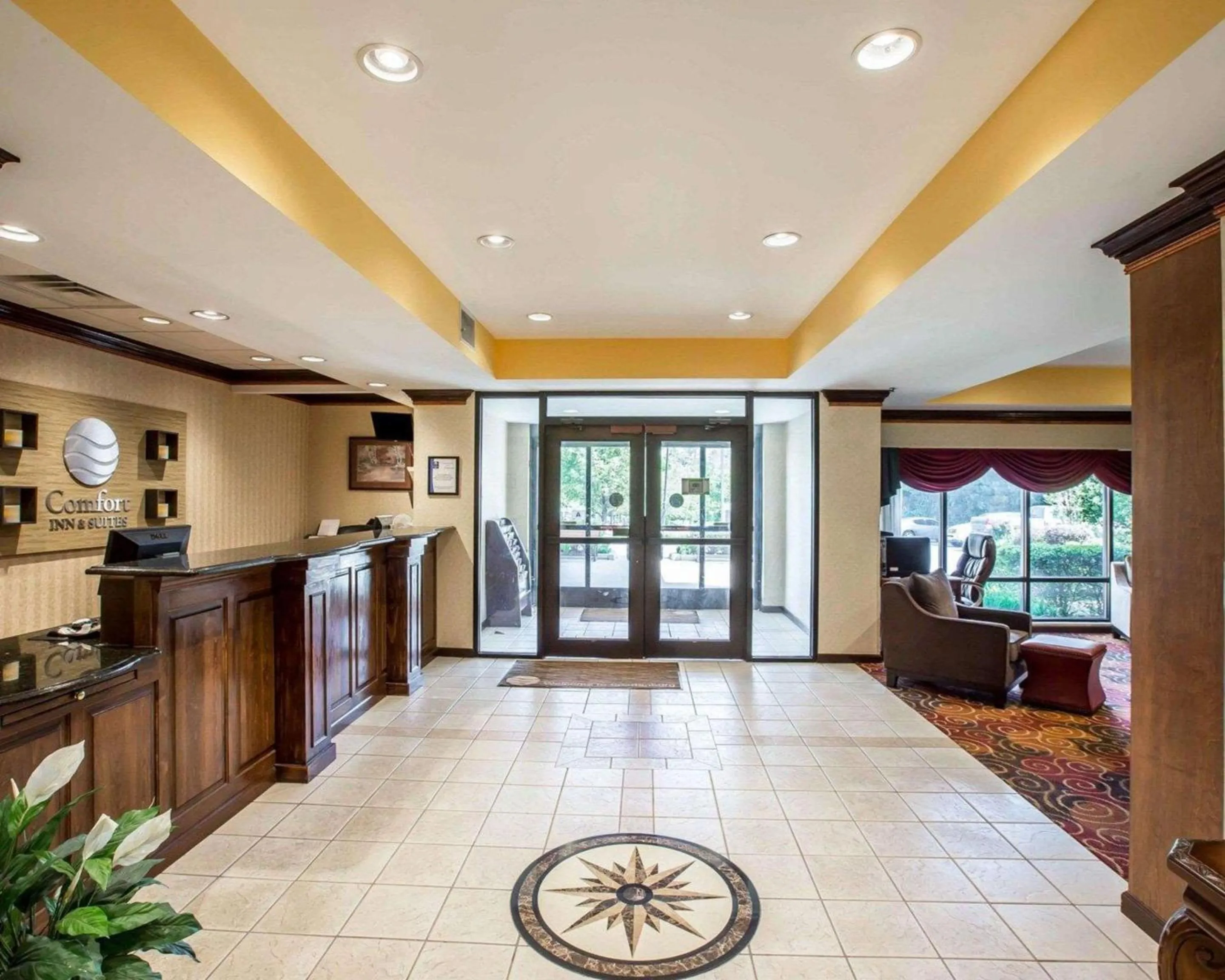 Lobby or reception in Comfort Inn & Suites Spartanburg North