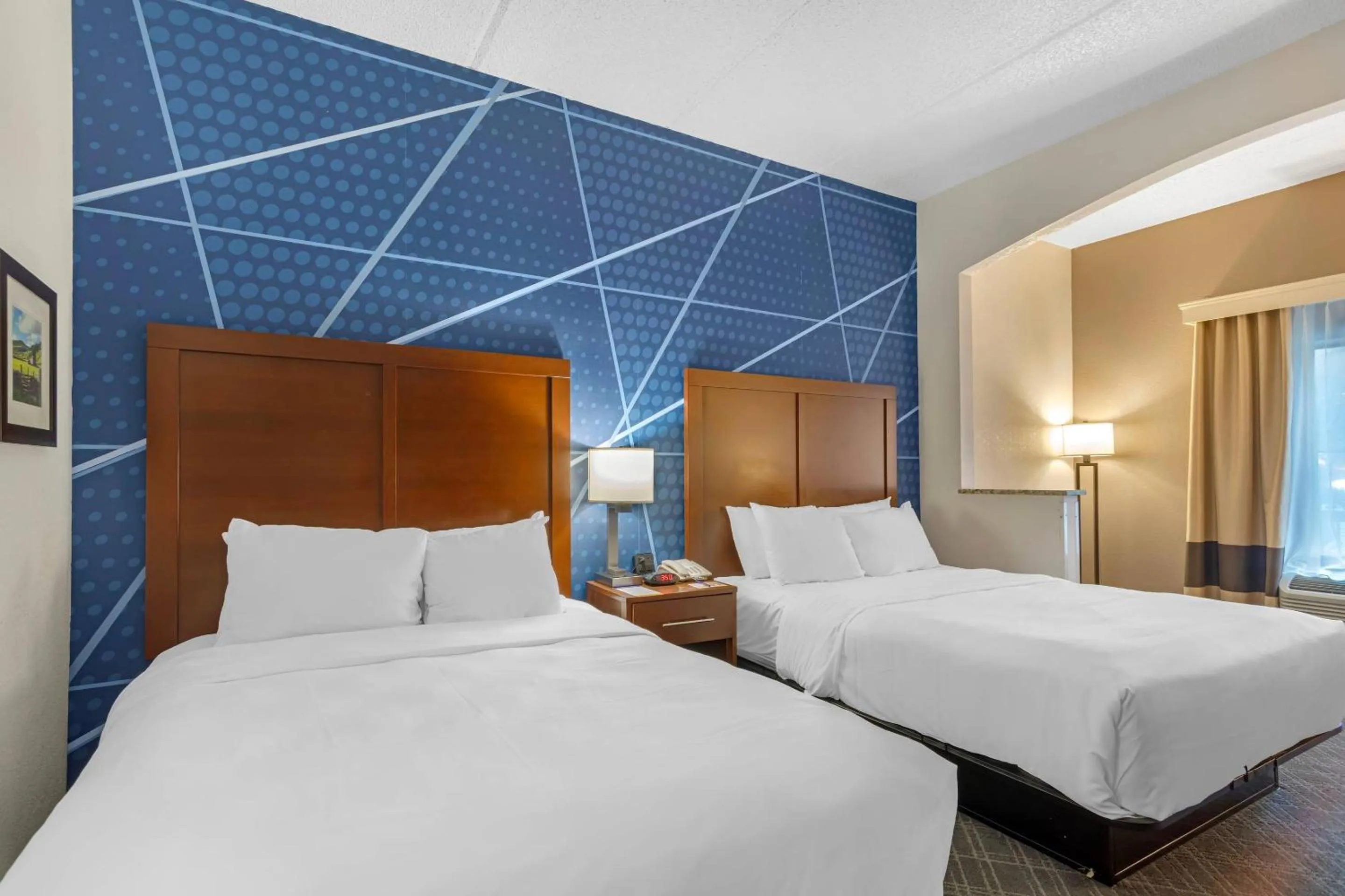 Bedroom, Bed in Comfort Inn & Suites Spartanburg North