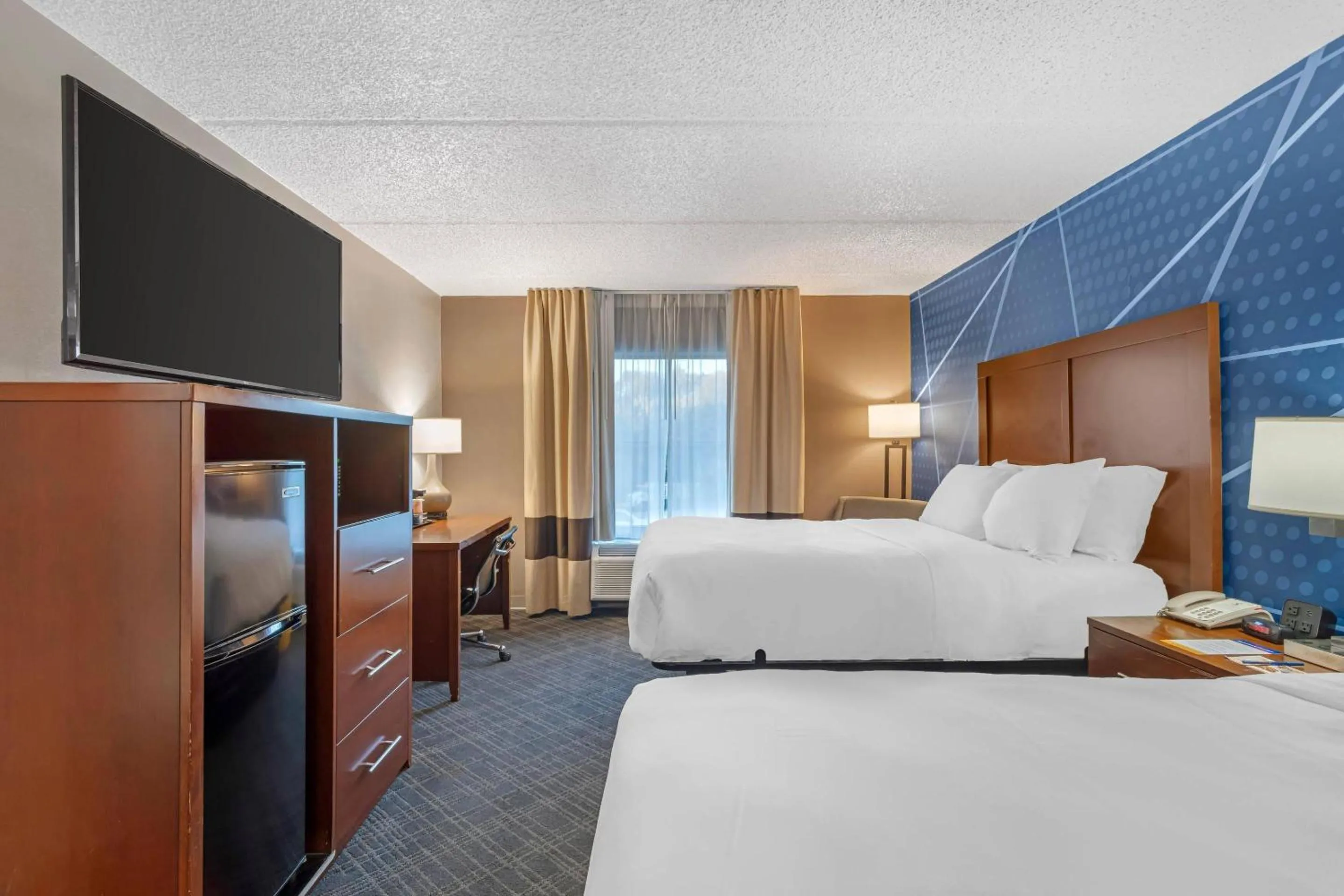 Bedroom, Bed in Comfort Inn & Suites Spartanburg North