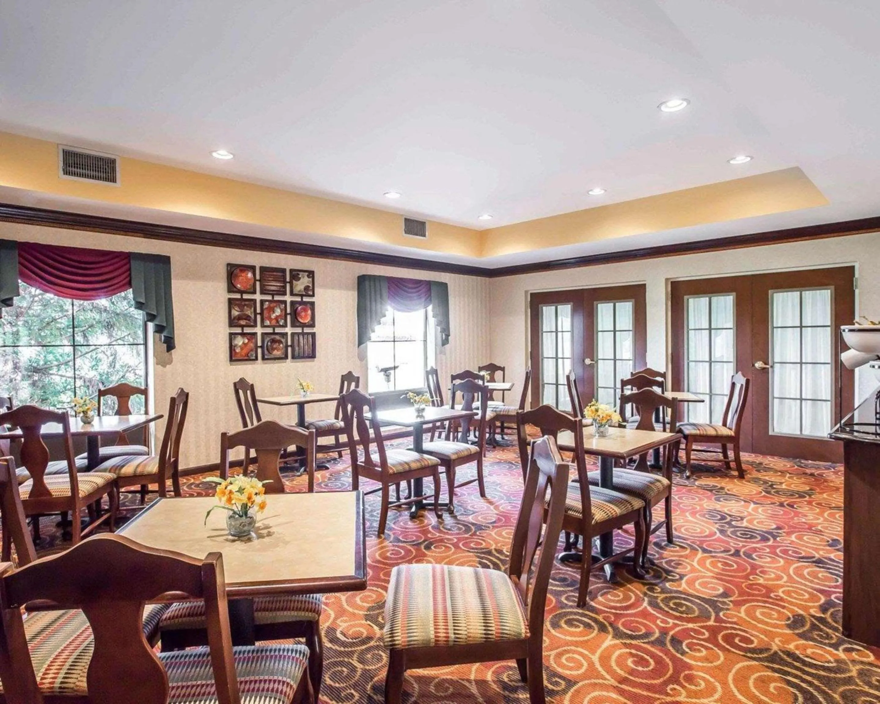 Restaurant/places to eat in Comfort Inn & Suites Spartanburg North