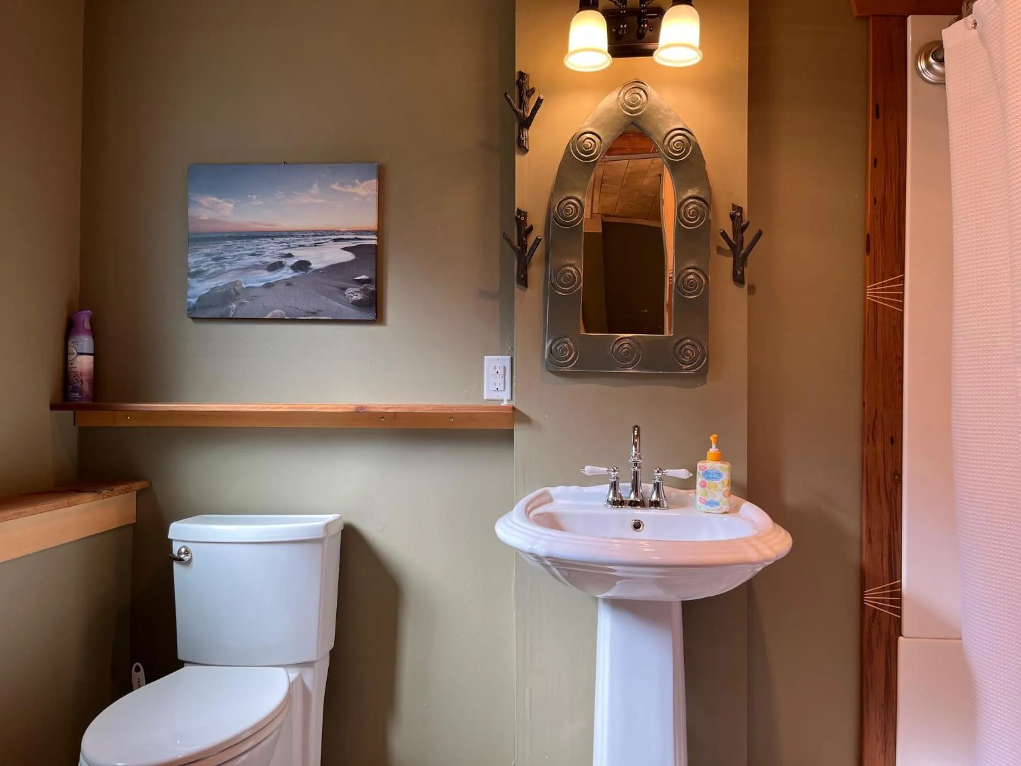 Bathroom in Frigon Suite -Waterfront