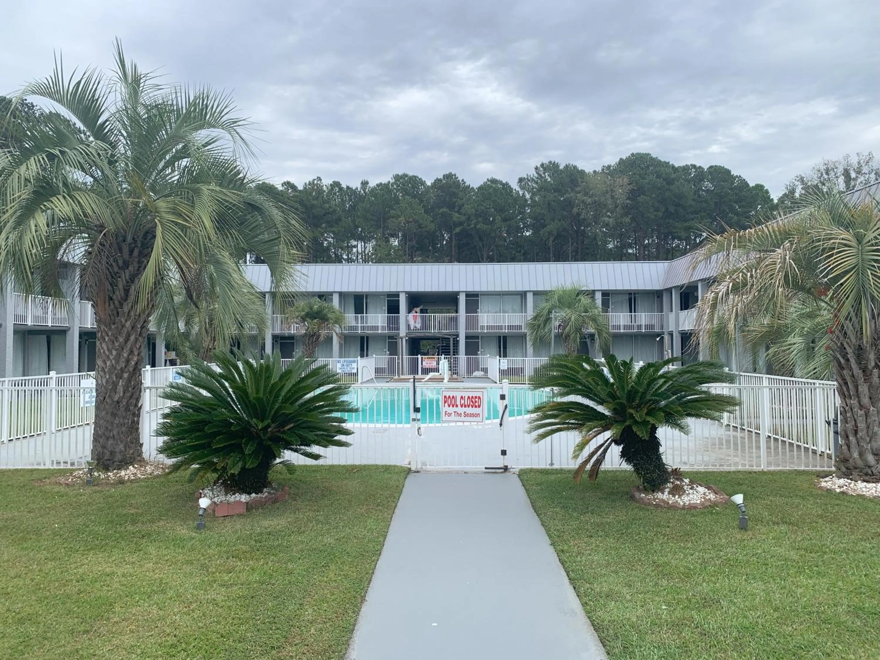 Property building in Quality Inn & Suites Hardeeville - Savannah North