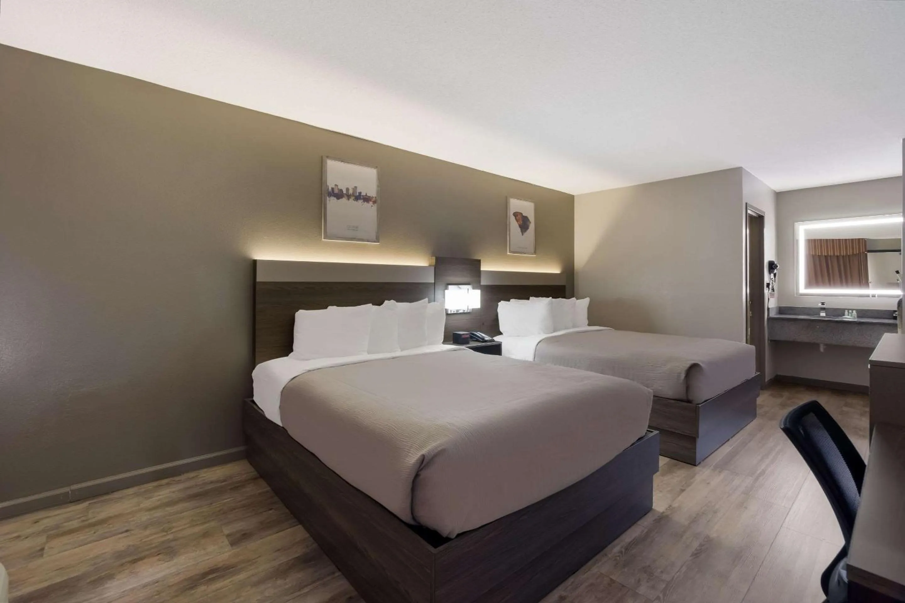 Bedroom, Bed in Quality Inn Fort Jackson