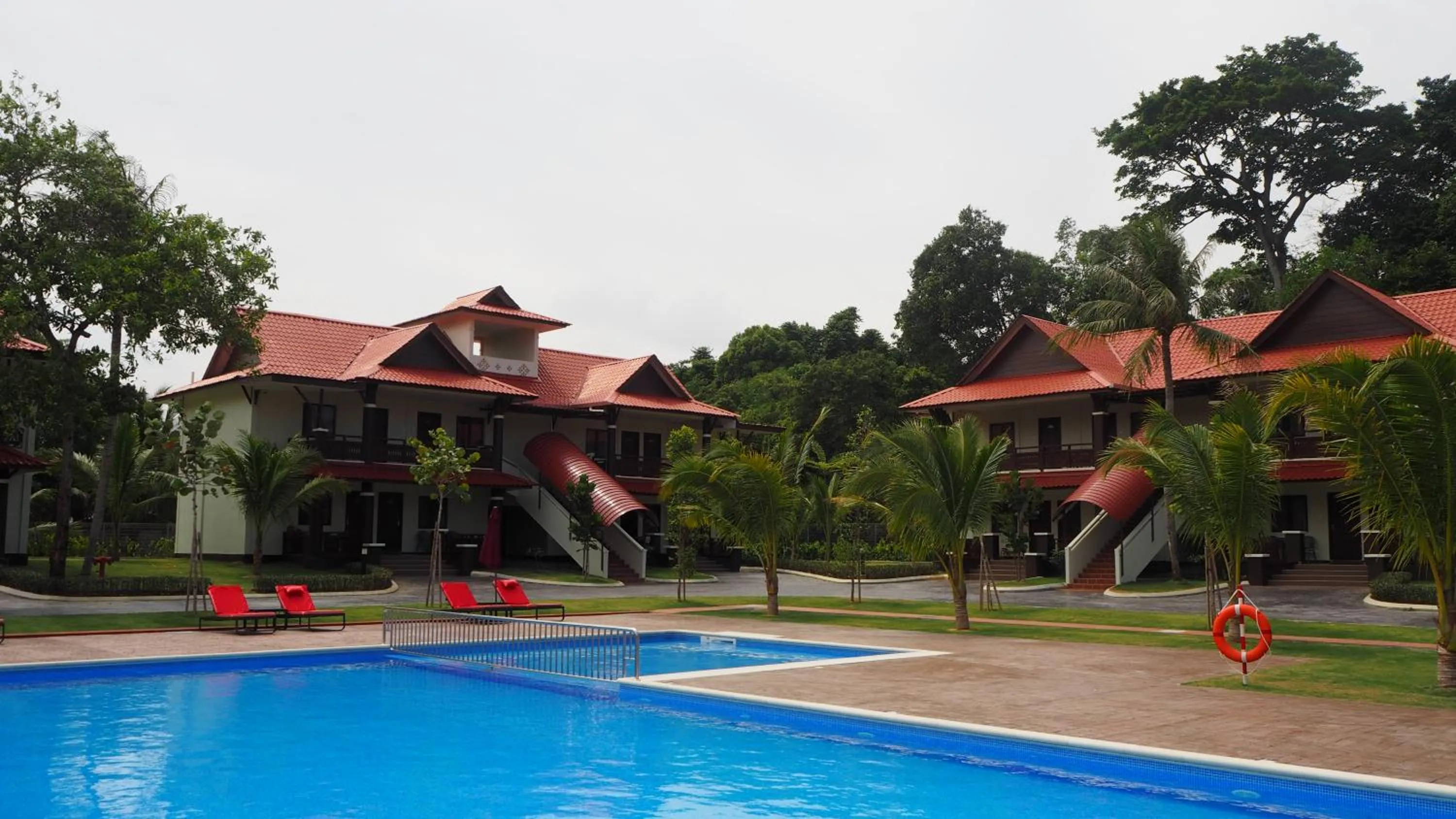 Lotus Seaview Beach Resort, Pengerang