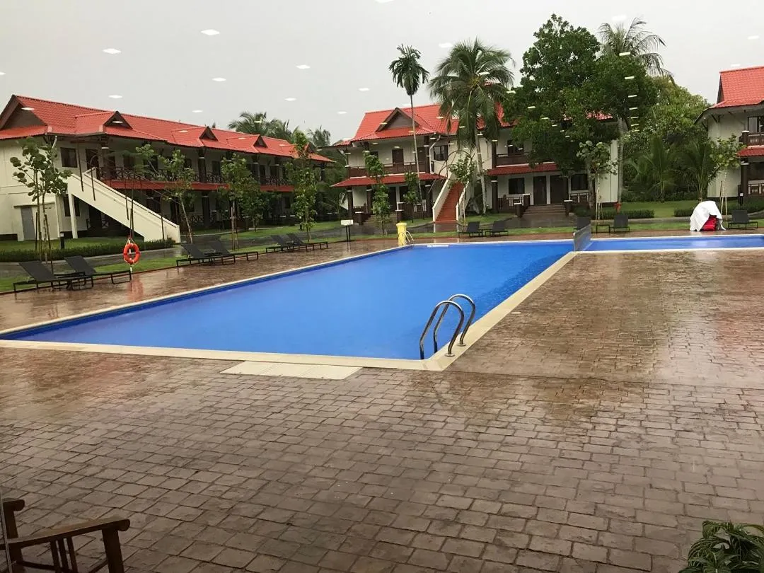 Lotus Seaview Beach Resort, Pengerang