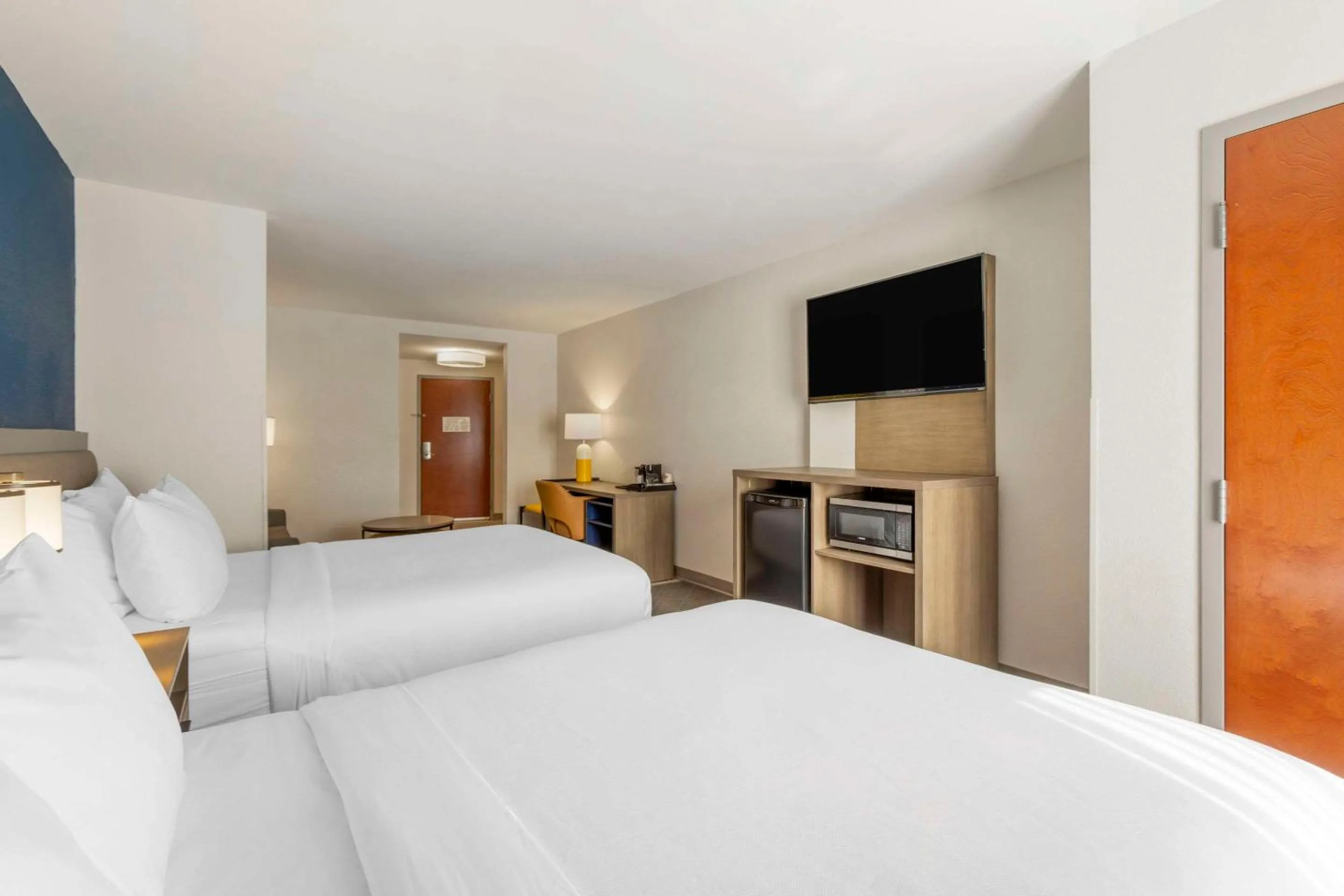 Bedroom, Bed in Comfort Suites Columbia Northeast - Fort Jackson