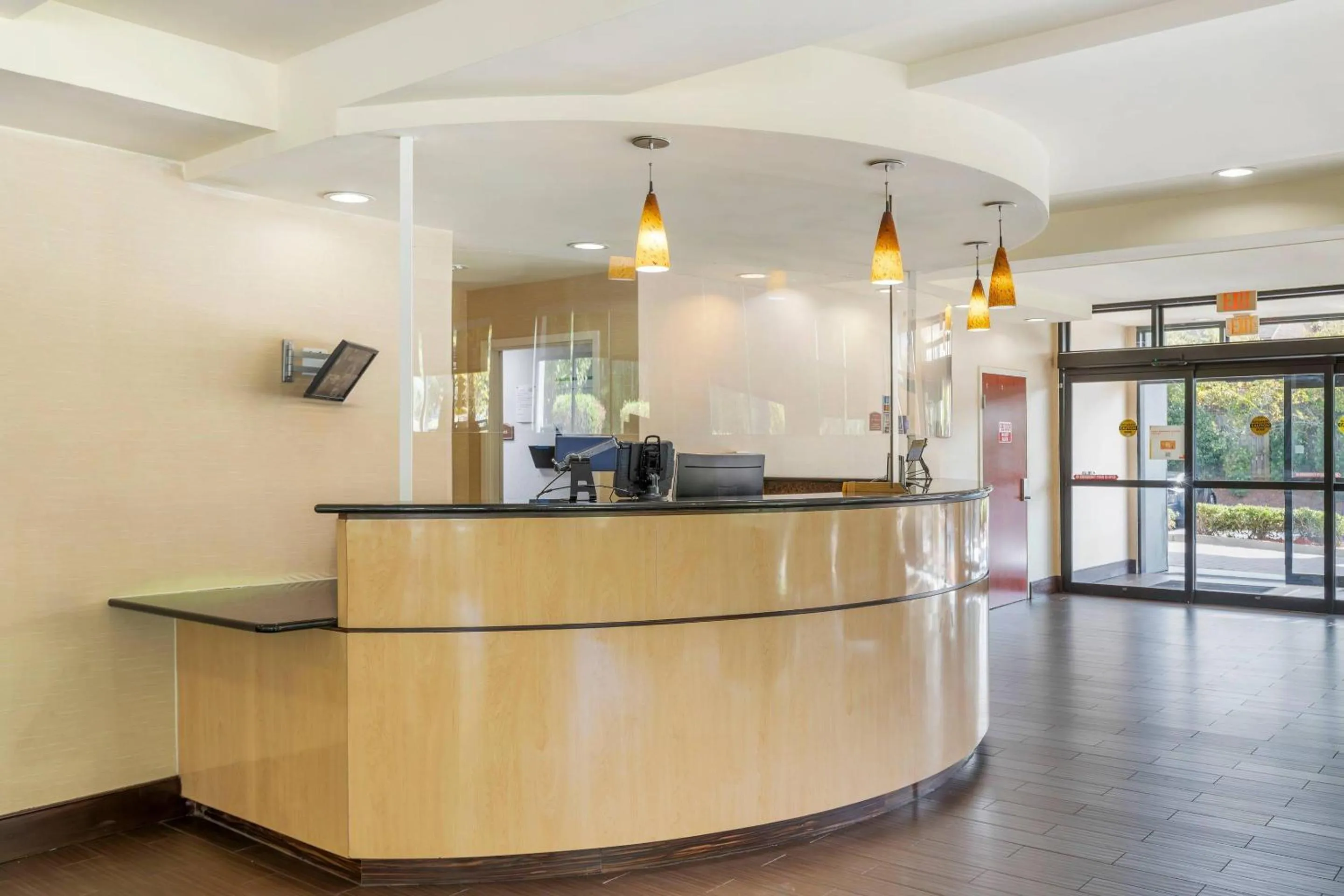 Lobby or reception in Comfort Suites Columbia Northeast - Fort Jackson