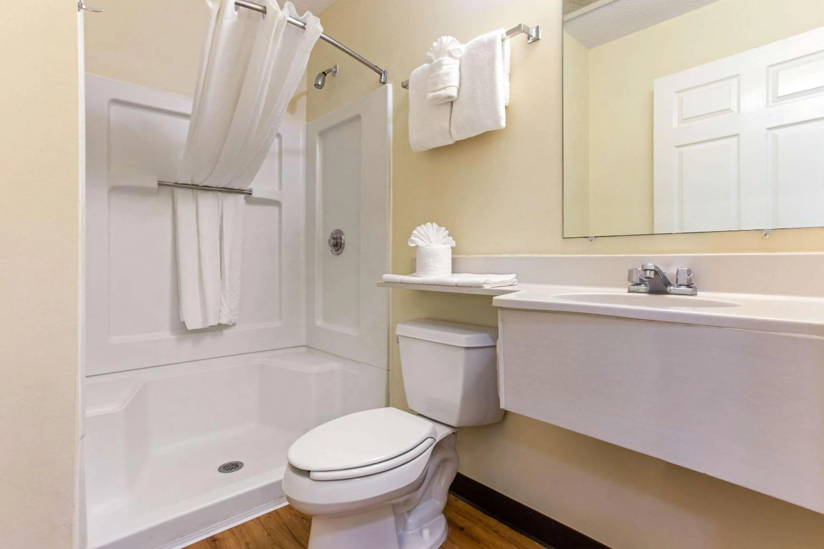 Bathroom in Studio 6 Myrtle Beach, SC