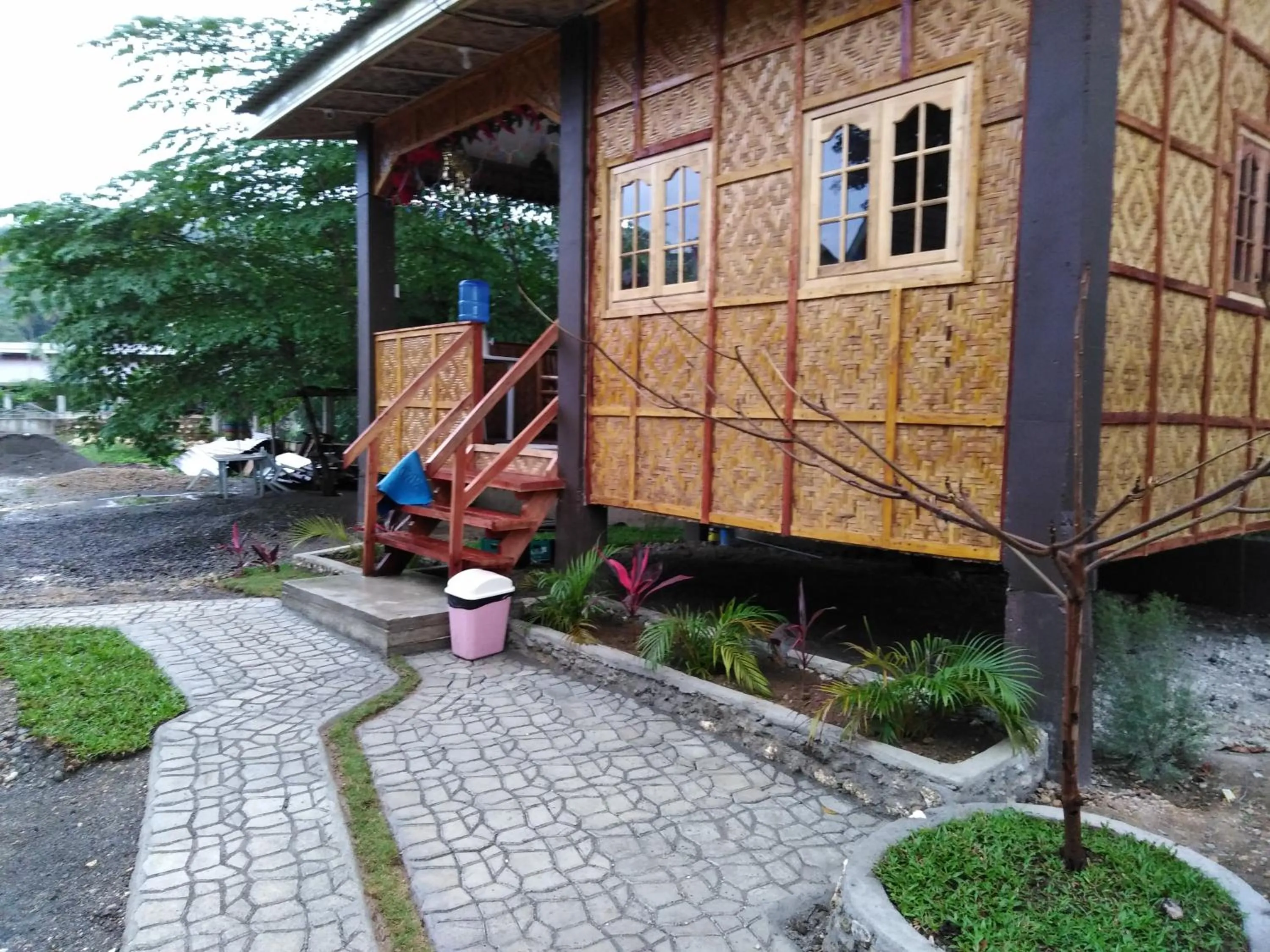 Southside Tourist Inn