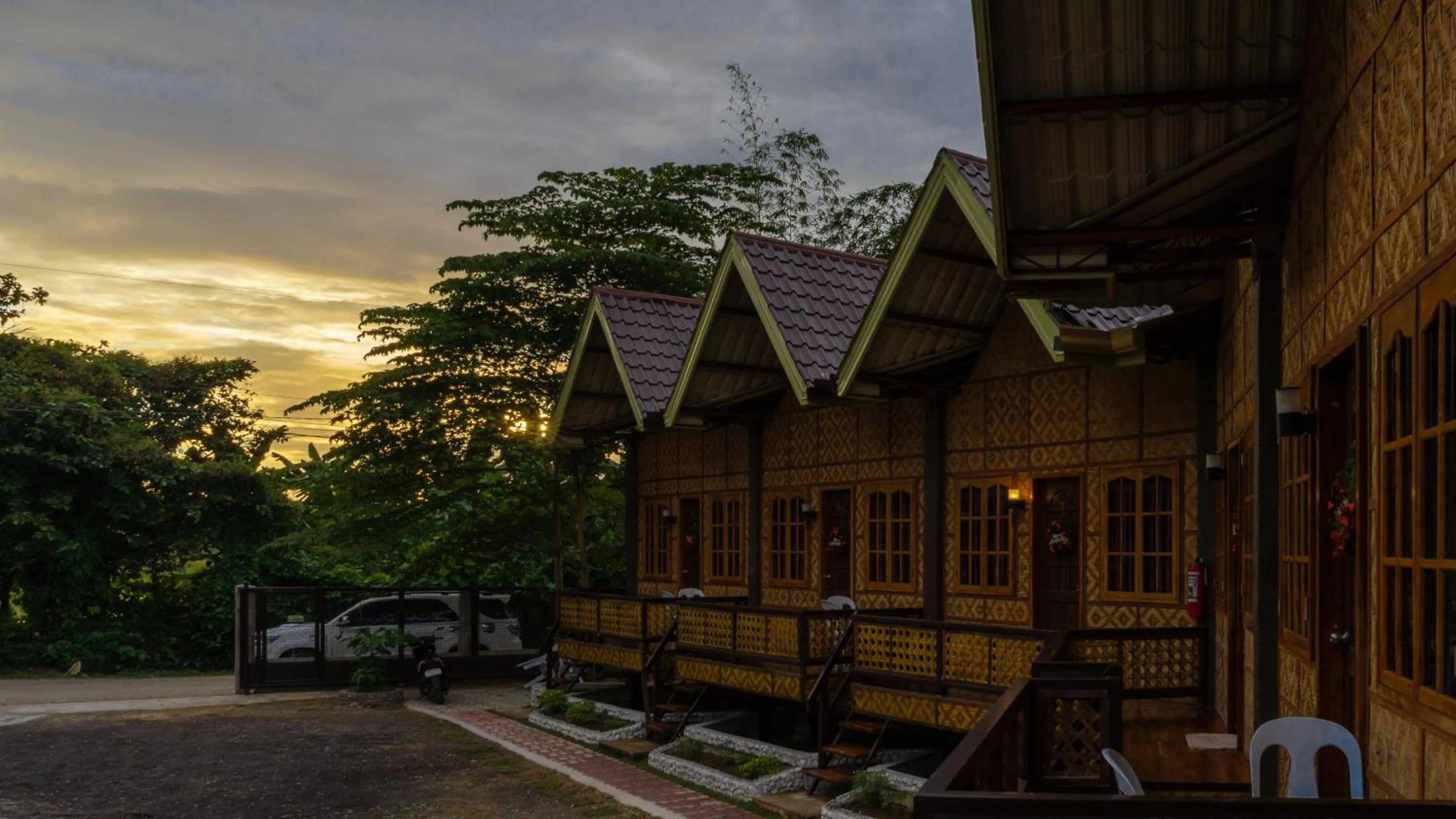 Southside Tourist Inn