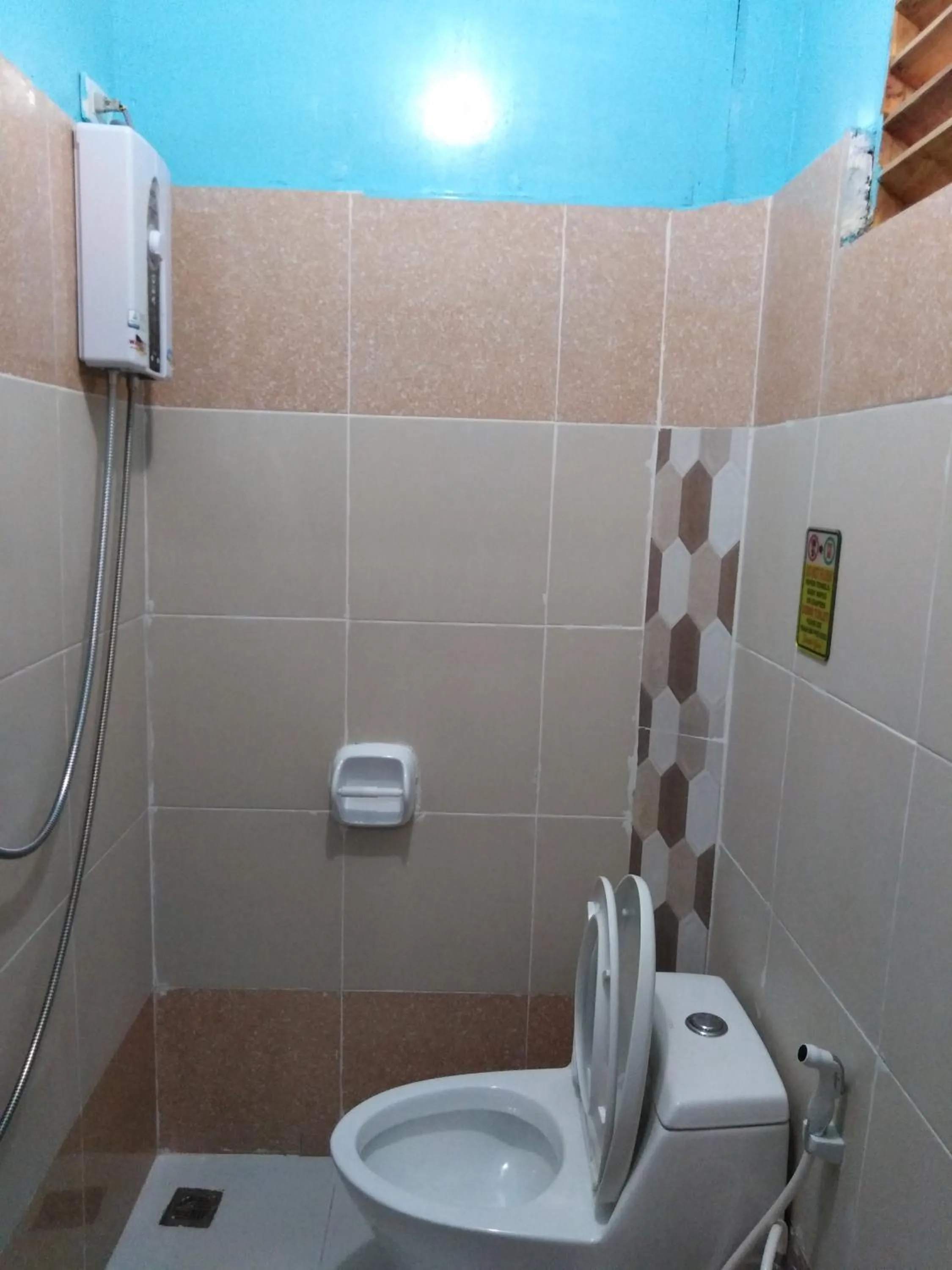 Southside Tourist Inn