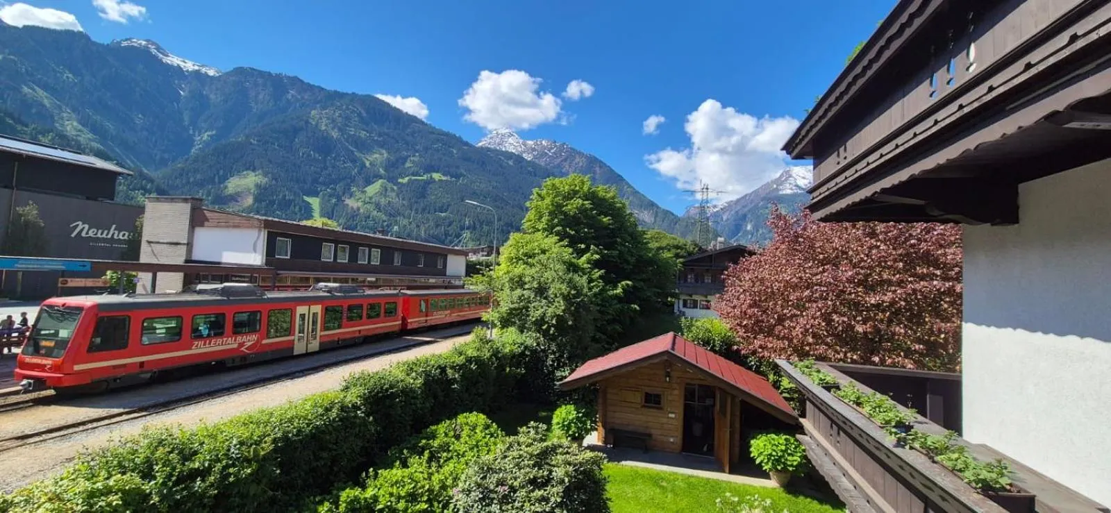 Spring in Apart Matthias