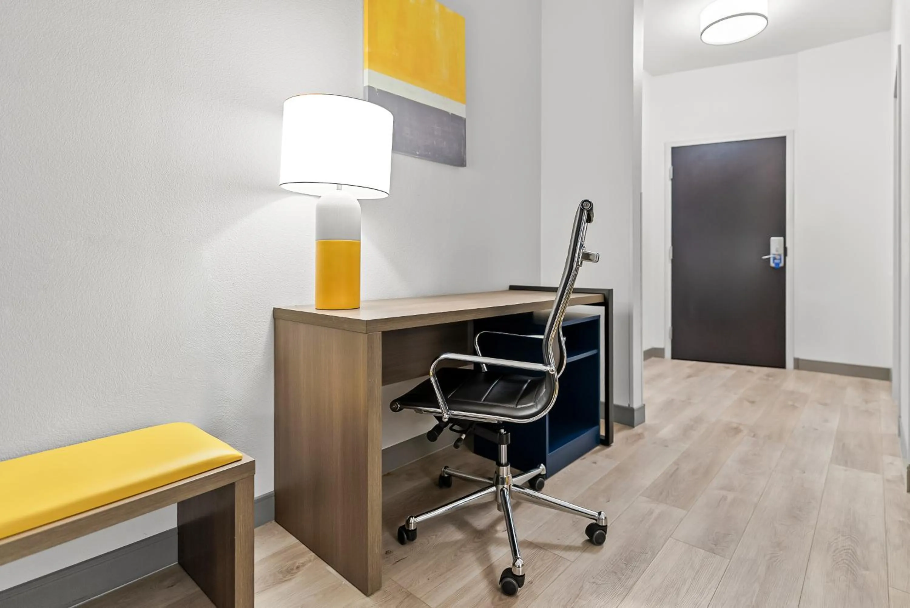 Seating area in Comfort Suites Simpsonville - Greenville