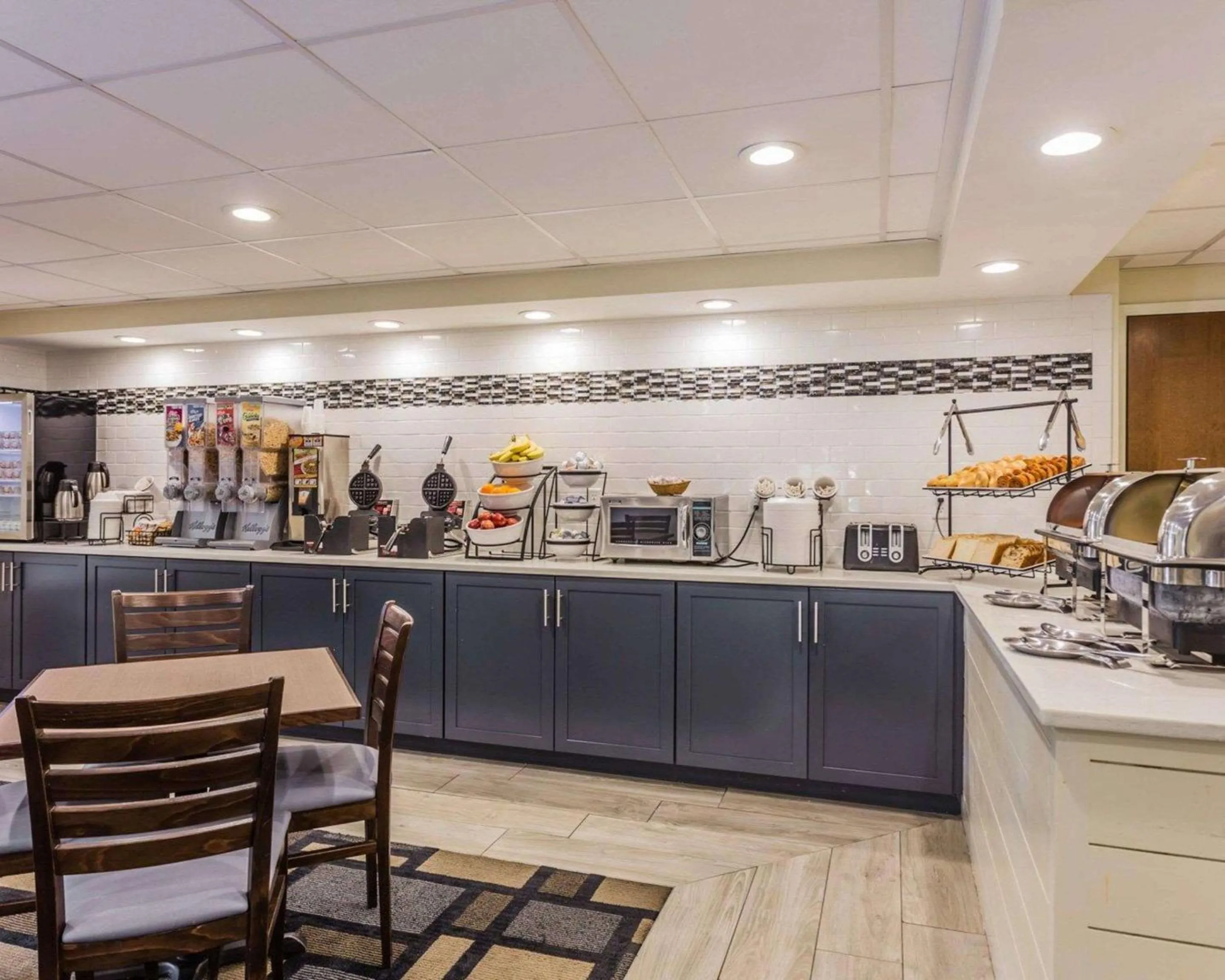 Restaurant/places to eat in Quality Inn Mt Pleasant - Charleston